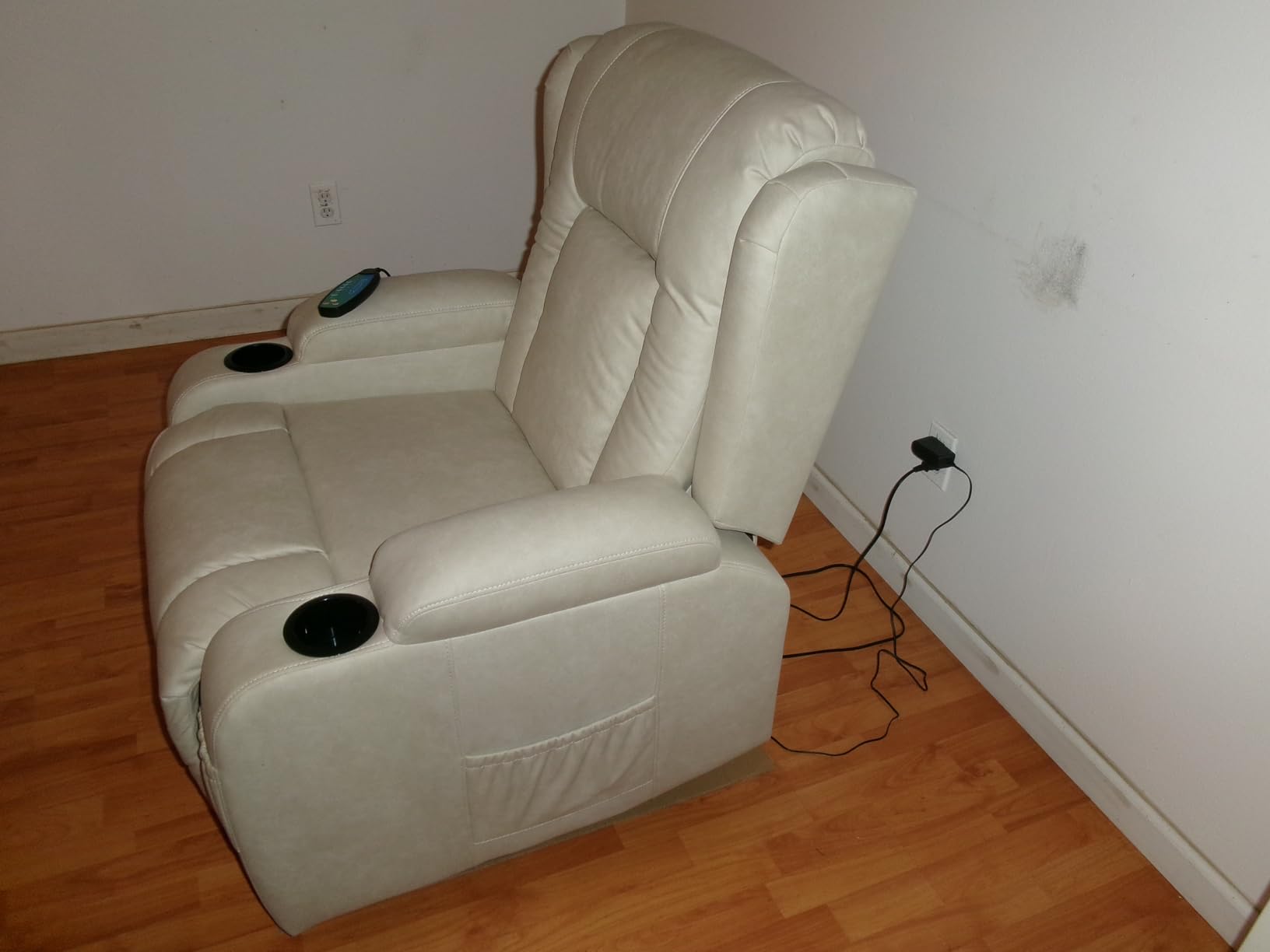 Best Choice Products PU Leather Electric Power Lift Chair, Recliner Massage Chair, Adjustable Furniture for Back, Legs w/ 3 Positions, USB Port, Heat, Cupholders, Easy-to-Reach Side Button - Brown customer photo 1