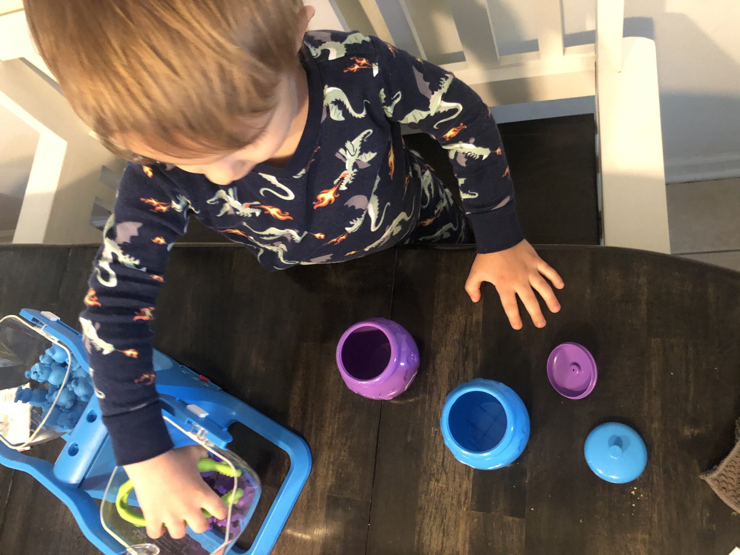 hand2mind Blue Nestable Bucket Balance, Clear Double Bucket Balance Scale for Liquids and Solids, Easy to Assemble Kids Scale, Space Saving Storage Base, Balance Scale for Classroom (Set of 1) customer photo 1