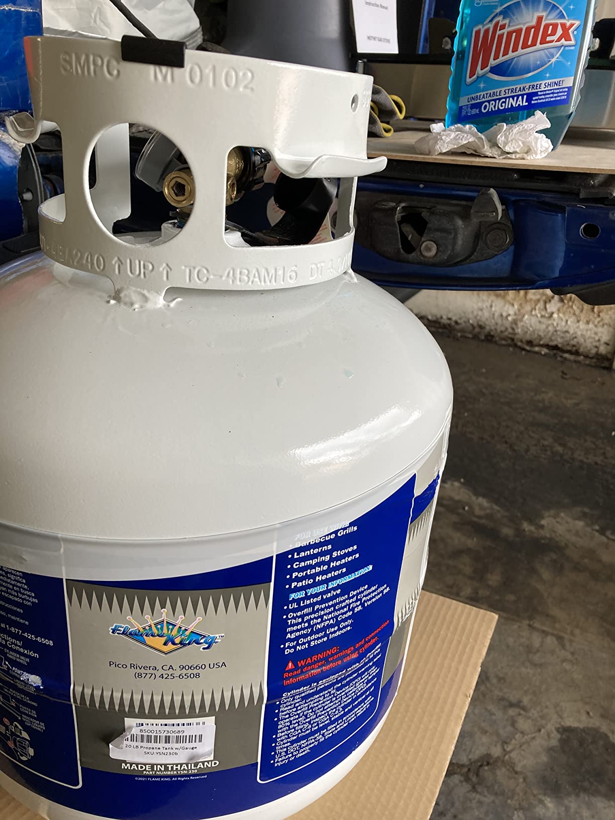 Flame King YSN230b 20 Pound Steel Propane Tank Cylinder with OPD Valve and Built-in Gauge, 20 lb Vertical customer photo 2