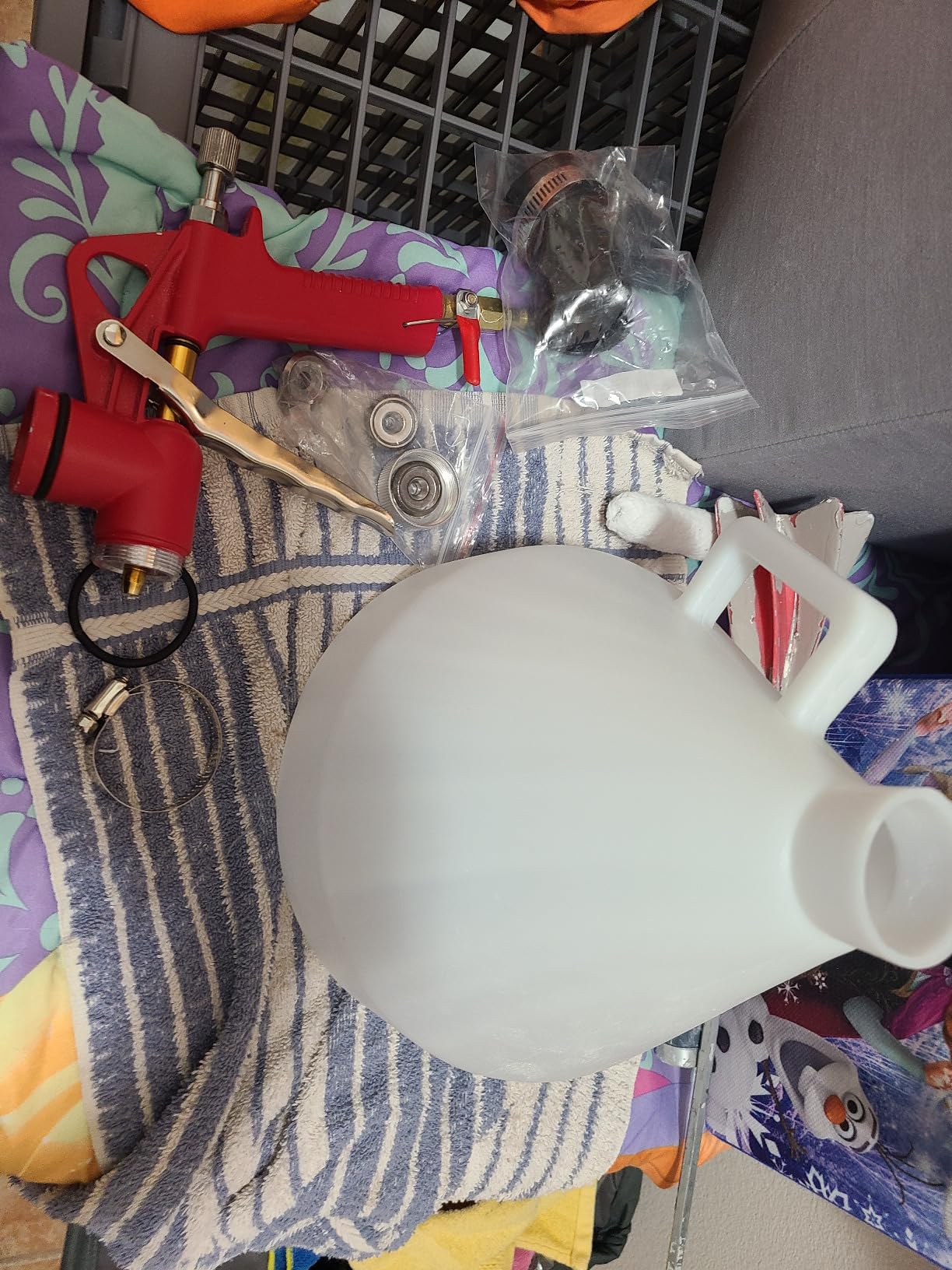 Joywayus Air Hopper Spray Gun Drywall Painting Sprayer with 4.0mm/6.0mm/8.0mm Nozzle Paint Texture, White, 1.58 Gallon (6 L) Elbow customer photo 2