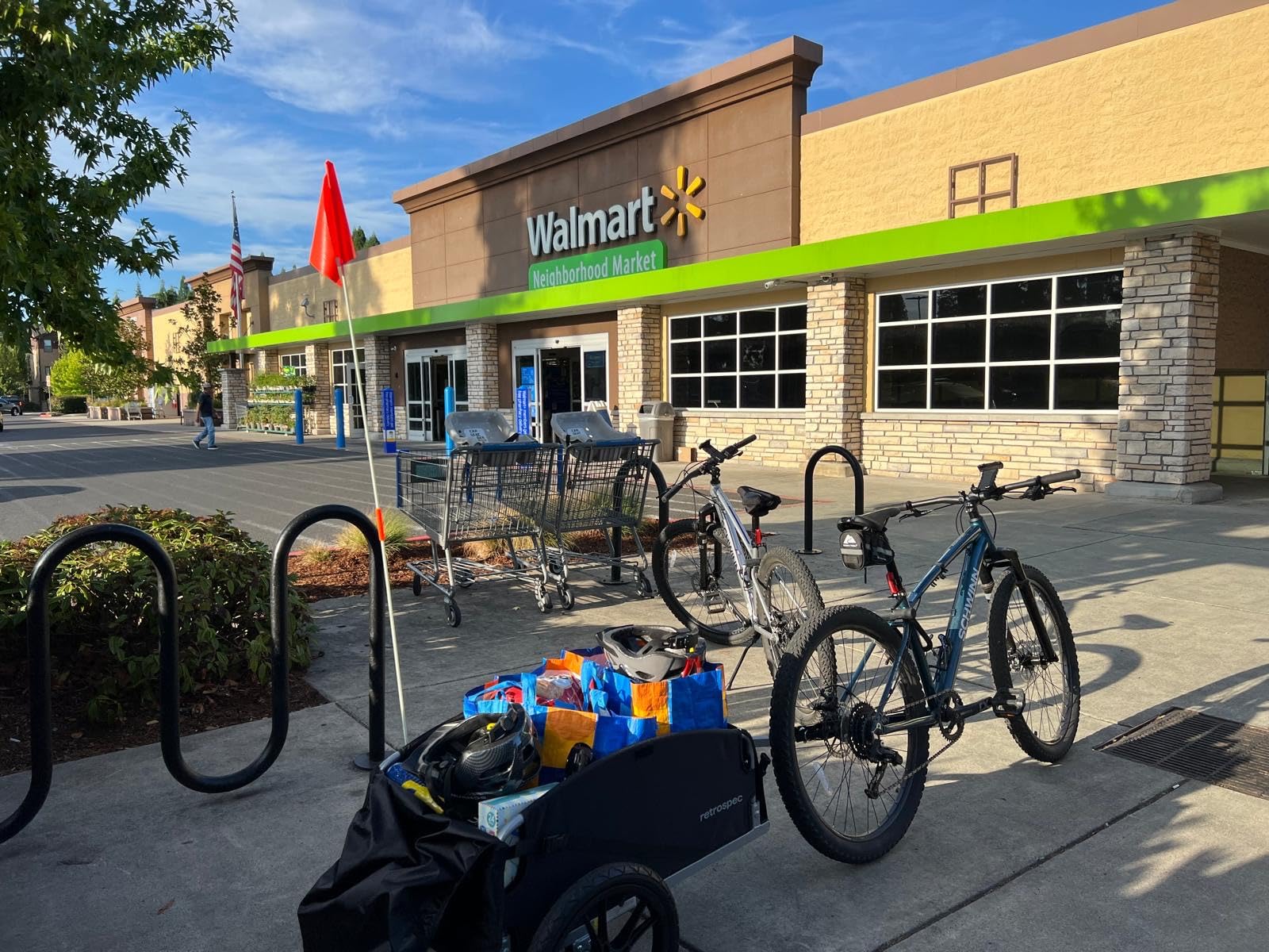 Retrospec Rover Hauler Bike Cargo Trailer - Foldable Frame with Weather-Resistant Fabric & 80lb Capacity customer photo 1