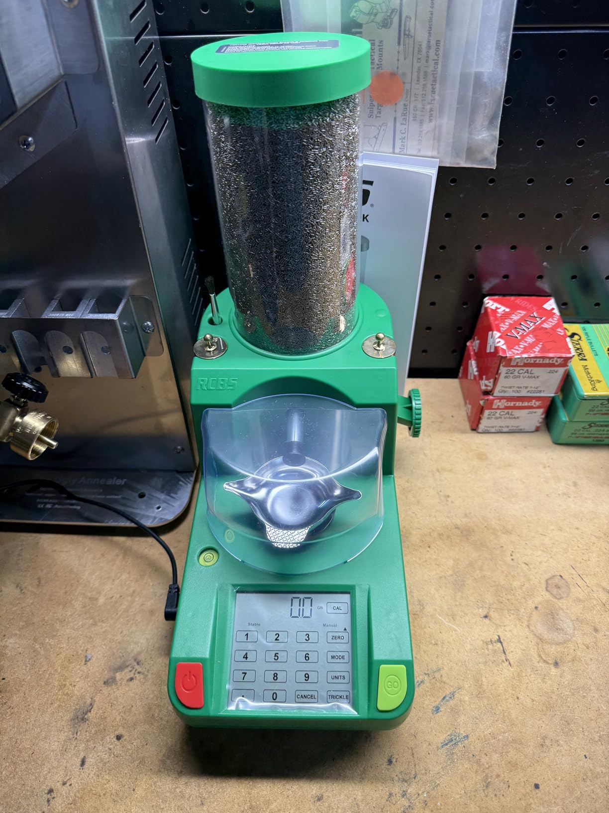 RCBS ChargeMaster Link Powder Dispenser - Bluetooth - 2000 Grain Capacity - 0.1 Grain Accuracy - Green customer photo 1