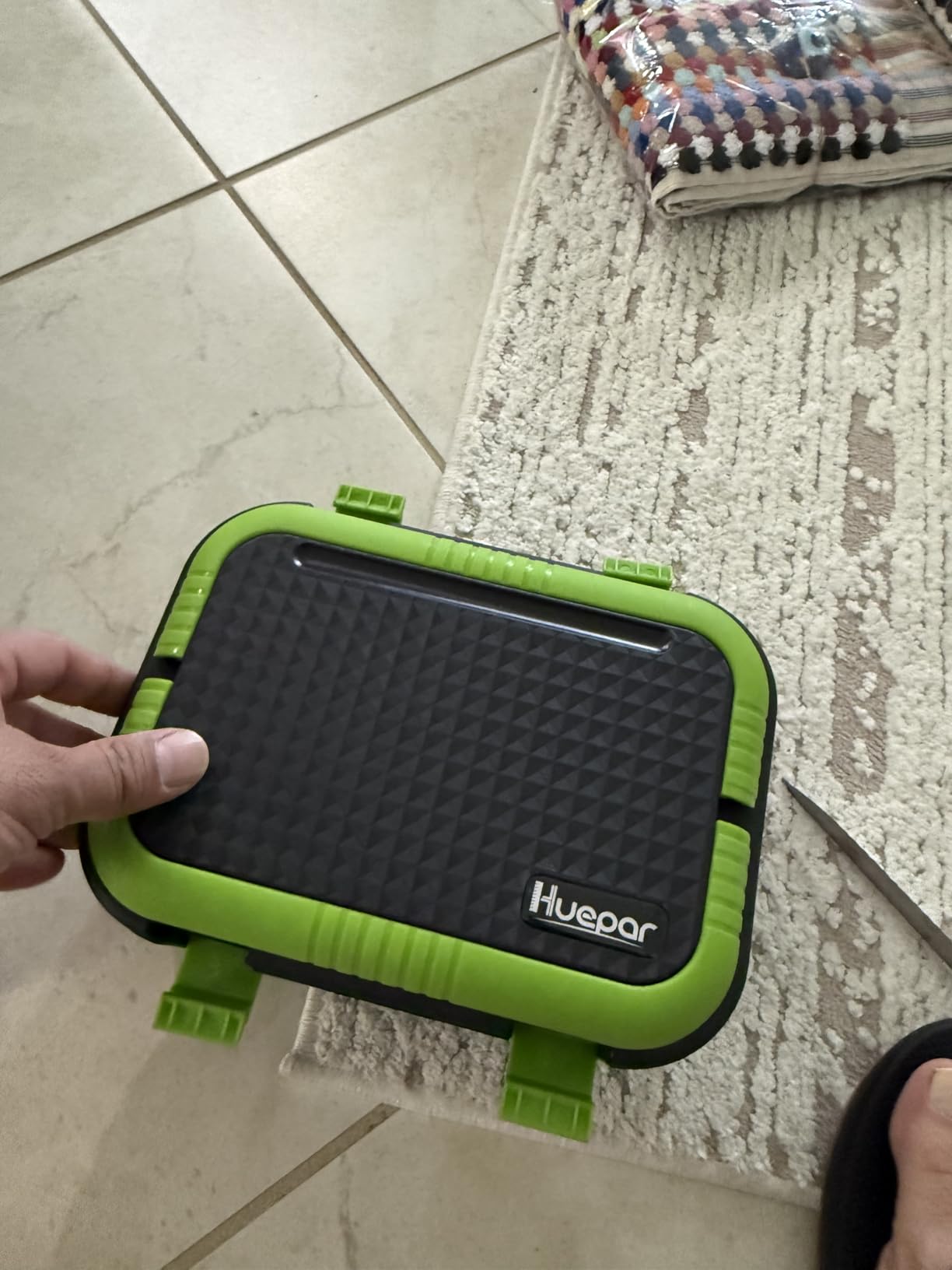 Huepar Laser Level 360 Self Leveling, Rechargeable Green Laser 4x360° Cross Line Lazer Leveler 4D Level Laser Tool for Construction with Two Li-ion Batteries, Magnetic Bracket & Hard Carry Case -LS04CG customer photo 2