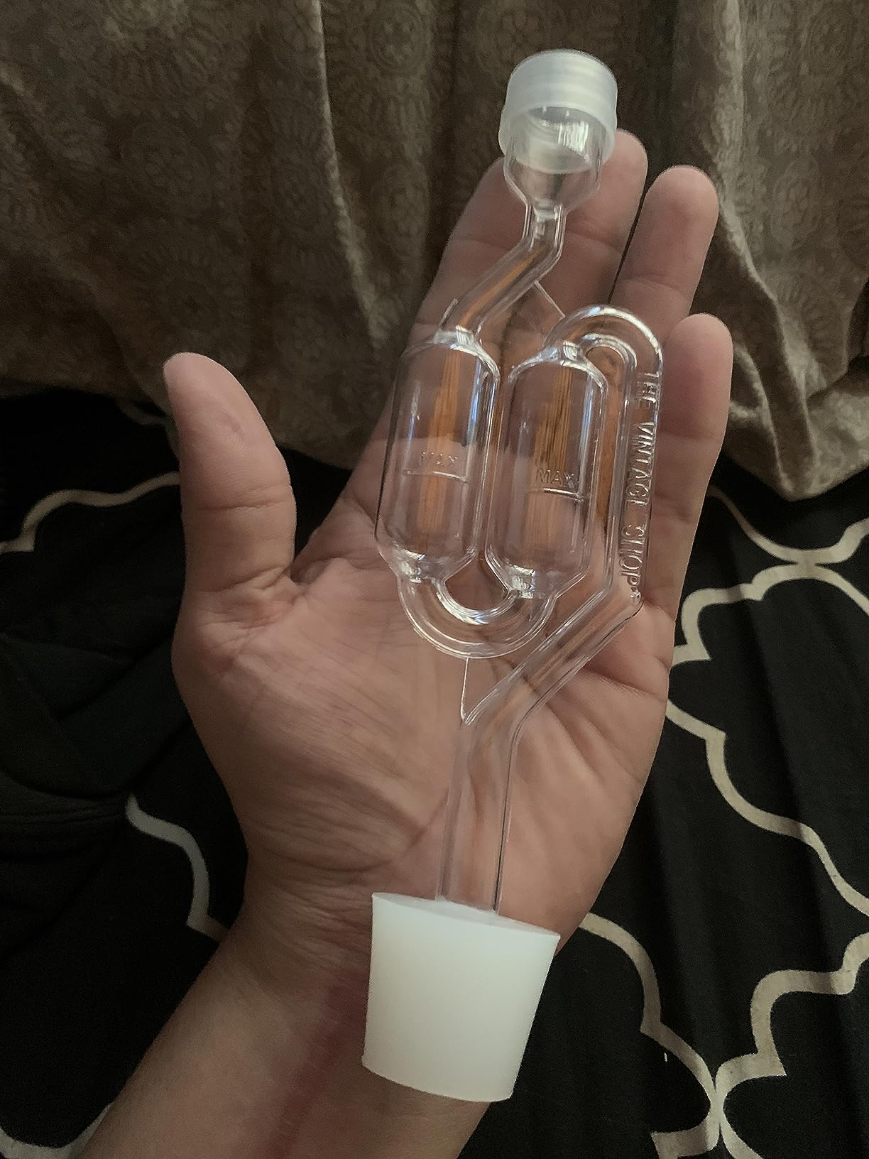 Bubble Airlock Set, 4 Airlocks for Fermenting, 4 Drilling #6 Stoppers and 8 Airlock Grommets, Used for Brewing Wine, Beer, Sauerkraut, Pickles, Etc. Fermentation Bubbler Airlock customer photo 1