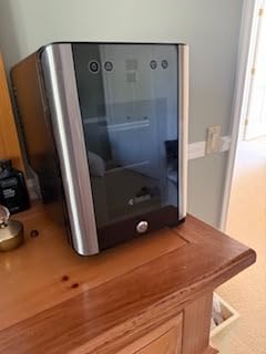 Terpkooler Essential Cooler Compact Portable Mini Fridge with Temp & Humidity Control, 3 USB Ports, Smoked Glass Shelves, Lockable UV Glass Door for Herbs, Oils, Cosmetics, and More customer photo 2
