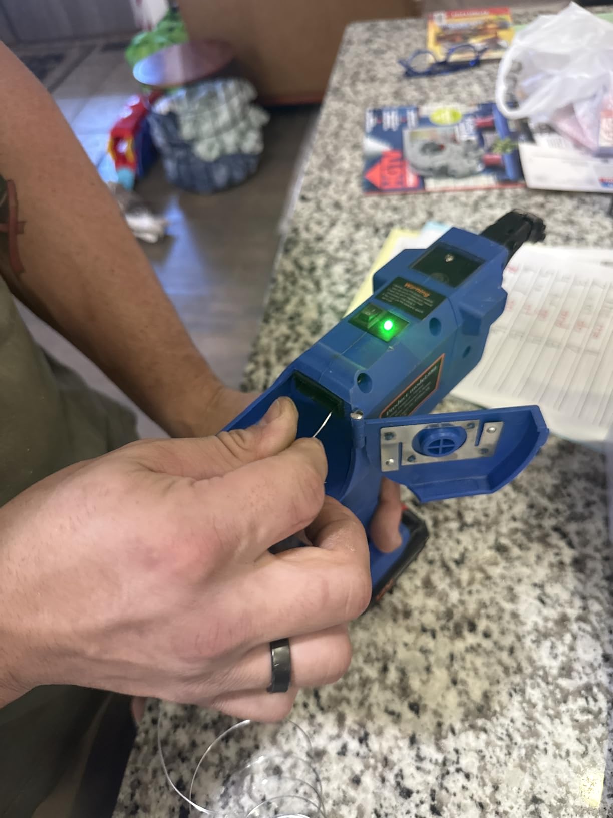 8-34mm Rebar Tying Machine Rebar Tying Tool, Automatic Rebar Tie Wire Twister Rebar Tie Tool w/Pliers + 2 x Batteries, Rebar Tier Tying Machine for Steel Bar Rod Tying Binding, Blue customer photo 1