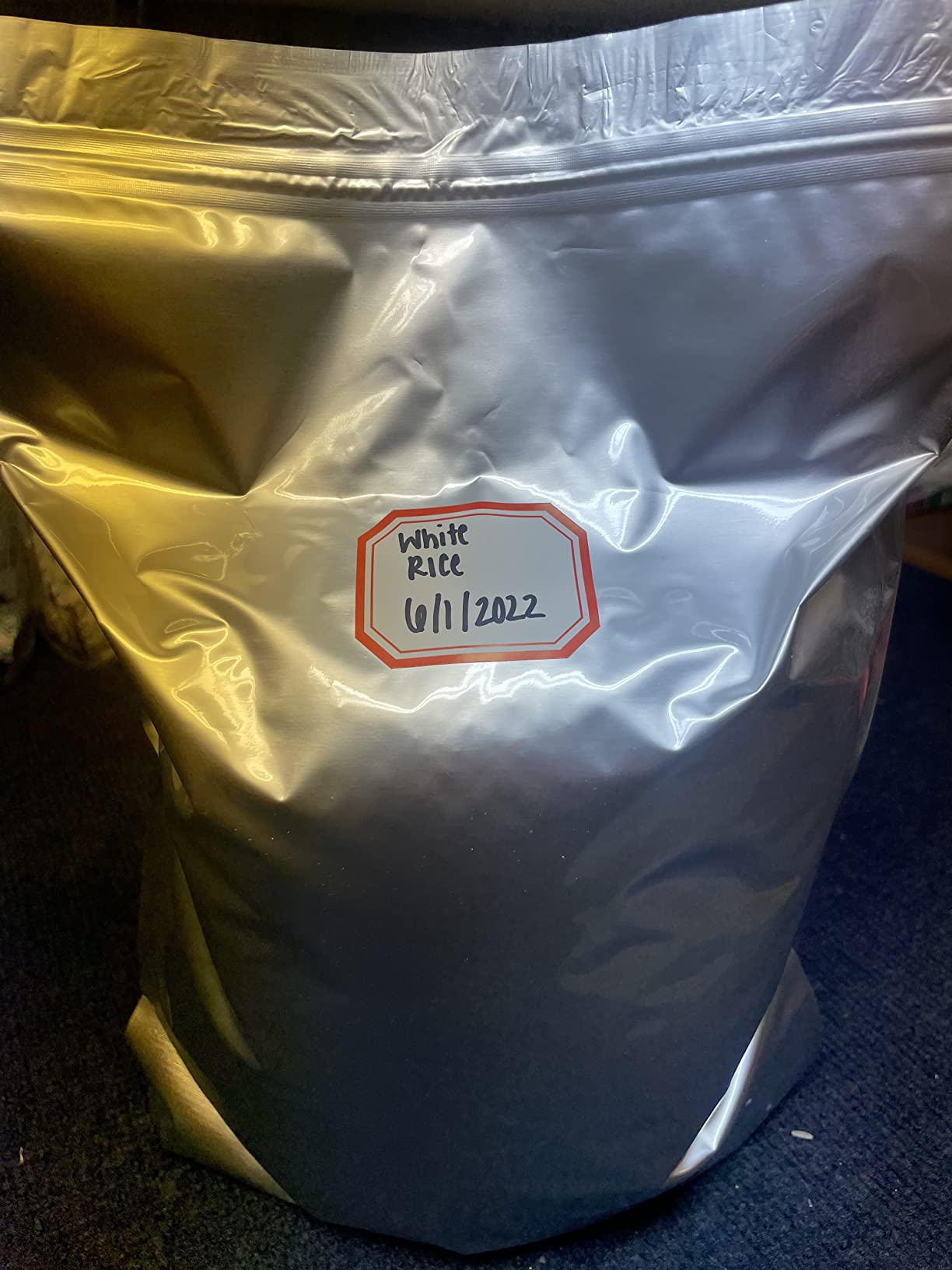15 Pack 5 Gallon Mylar Bags with Oxygen Absorbers - 10.5 Mil Mylar Bags for Food Storage with 15 Single Sealed 2000cc Oxygen Absorbers & Labels & Clips - for Long Term Food Storage customer photo 2