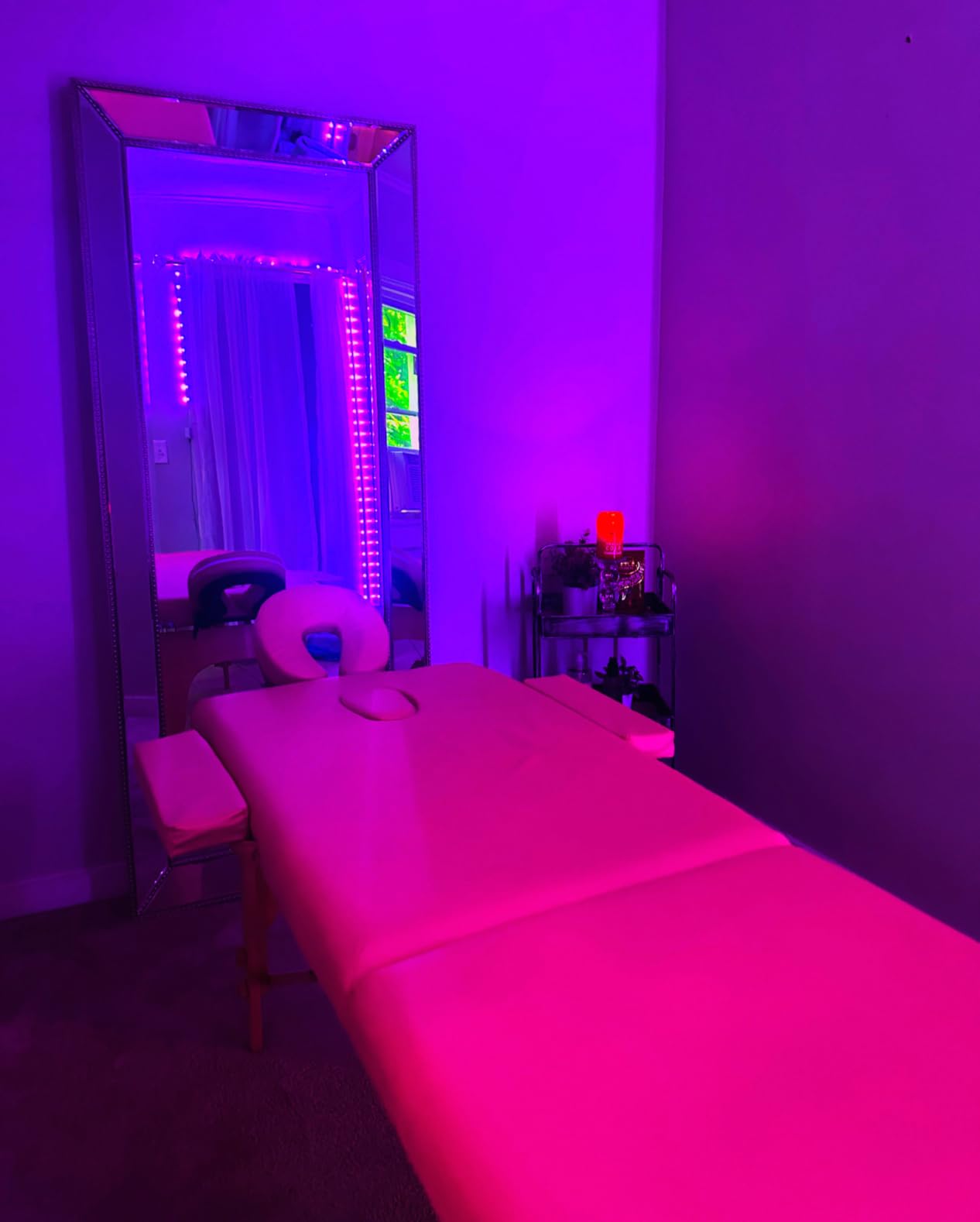 civama Massage Table Massage Bed Portable, 29 LBs Light Weight 2 Section Foldable Tattoo Bed Facial Care Spa Lash Bed customer photo 1
