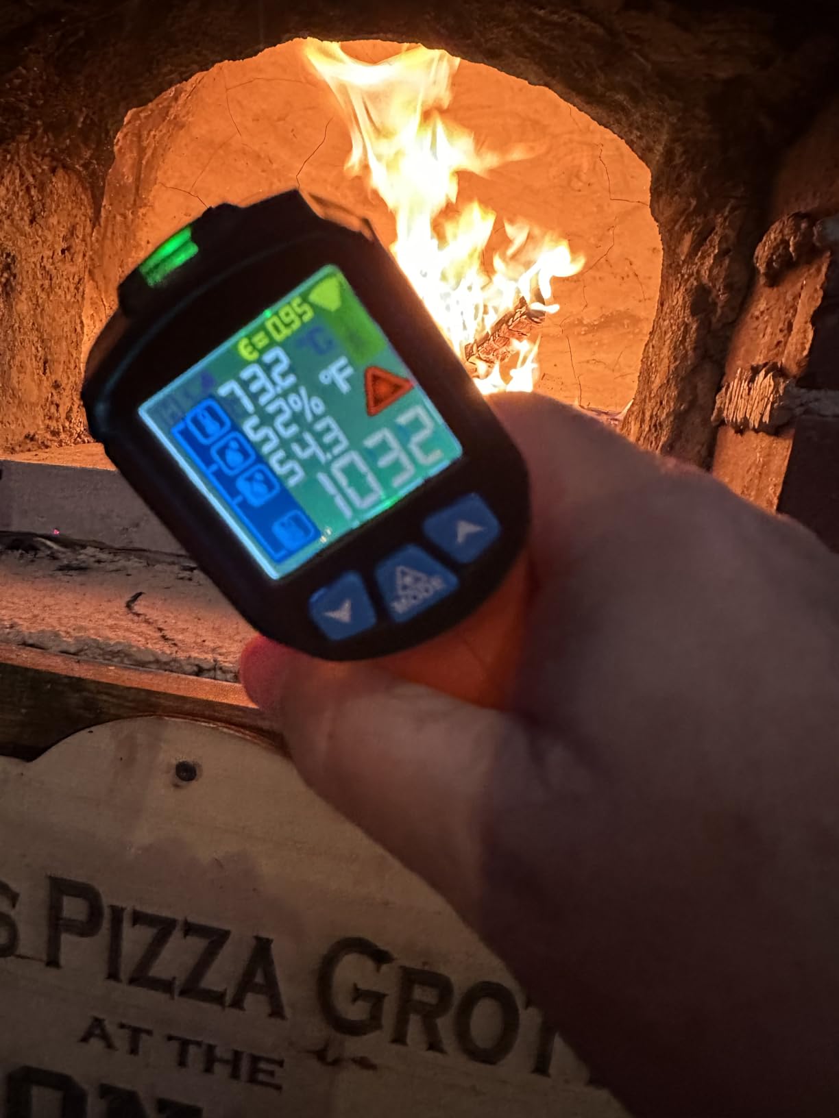 Infrared Thermometer Gun, Non Contact Digital Laser Thermometer Temperature Gun with Color LCD for Cooking, Home Repairs, Humidity Measurement, Adjustable Emissivity -58°F to 1472°F(-50~800°C) customer photo 2