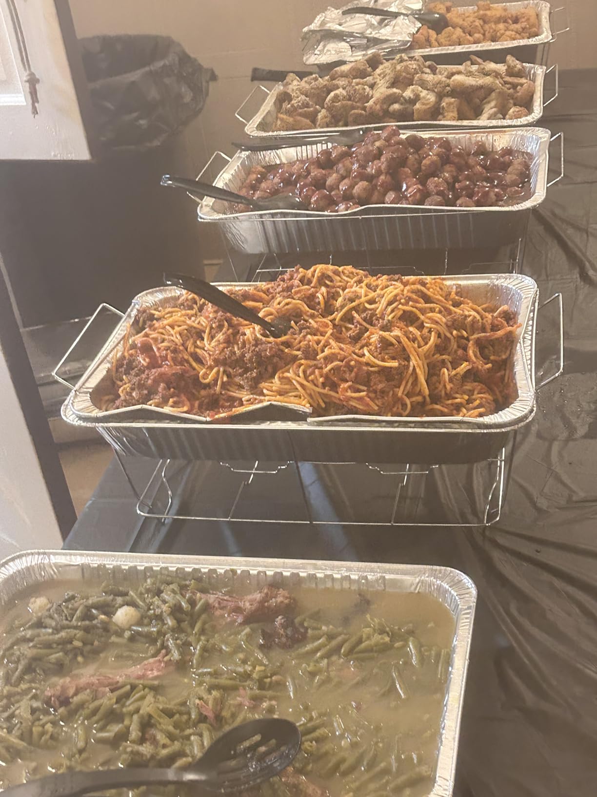 Large Full Size 33-Pcs Disposable Chaffing Buffet with-Covers, Utensils, Fuel Cans - Premium Chafing Dish Set for Events, Parties, Catering customer photo 1
