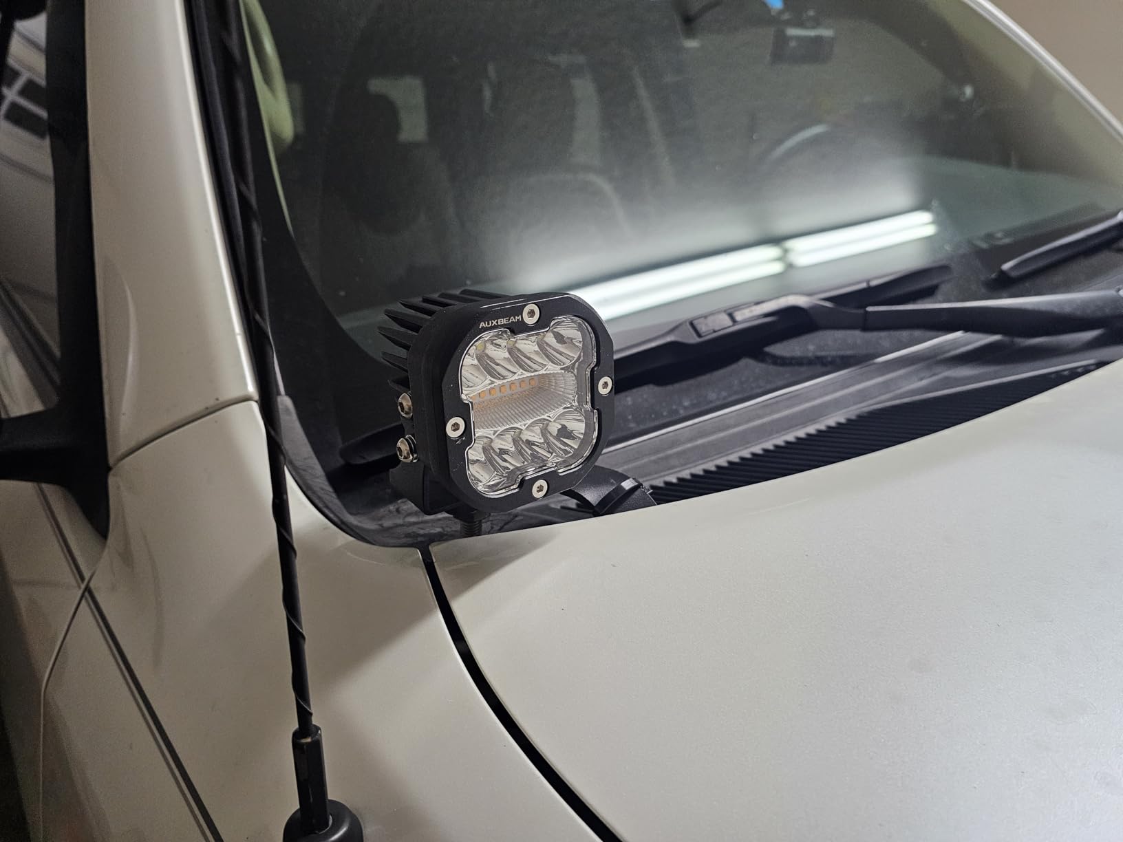 Auxbeam 3 Inch 96W Amber White LED Light Pods XP-Ultra Series 6 Modes Dual Color Fog Light Cube Spot Flood Combo Strobe Lights Driving Offroad Ditch Lights for Truck Jeep, Pair customer photo 2