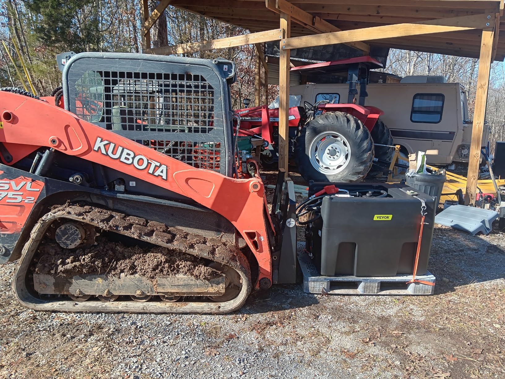 VEVOR Portable Diesel Tank, 116 Gallon Capacity & 10 GPM Flow Rate, Diesel Fuel with 12V Electric Transfer Pump and 13.1ft Rubber Hose, PE Transfer Tank for Easy Fuel Transportation, Black customer photo 1