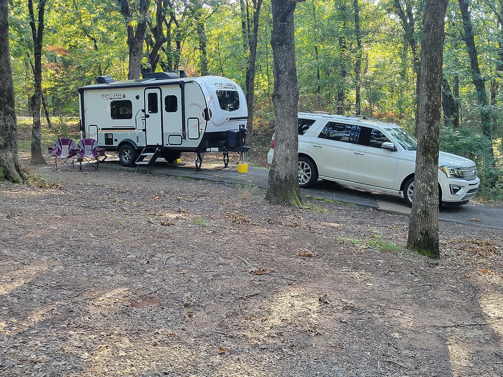 Camco Eaz-Lift TR3 1,200lb Weight Distribution Hitch Kit - Features 1,500lb Max Tongue Weight Rating, Pre-Installed 2-5/16-inch Hitch Ball, and Adjustable Sway Control - (48902) customer photo 2