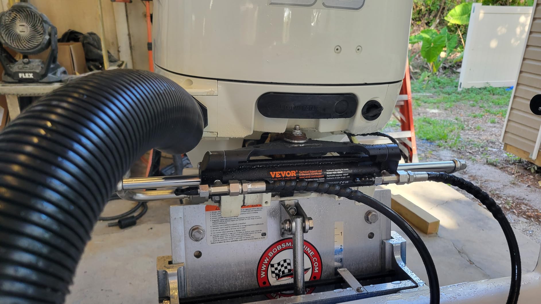 VEVOR 150HP Hydraulic Outboard Steering Kit Boat Marine System, Built-in Two-Way Lock Cylinder, 150HP Pump and High-Strength Nylon Hose for Single Station, Single-Engine use customer photo 2