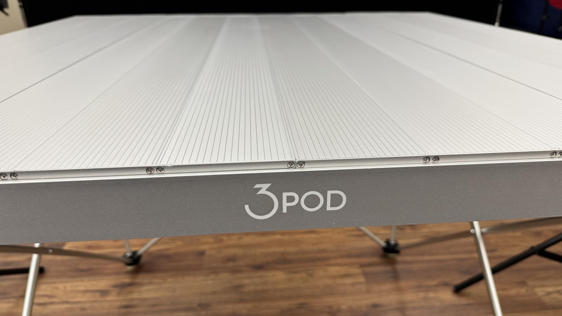 3Pod Medium Duty Portable 4x4' Shooting Riser, 450 lb Capacity Aluminum Construction Riser, Compact Shooting Riser w/39 Height Elevation, Quick Setup Riser for Event Photographers & Videographers customer photo 3