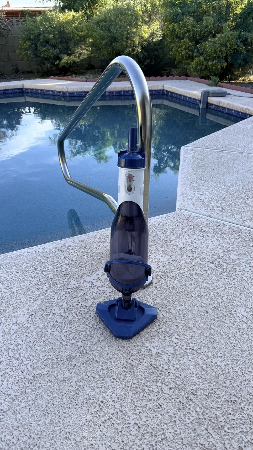 Pool Vacuum for Above Ground Pool with a Telescopic Pole, Running time up to 1H, Handheld Rechargeable Pool Cleaner with Powerful Suction up to 18.5 gallons/min, Ideal for Leaves & Debris, PC10 customer photo 1