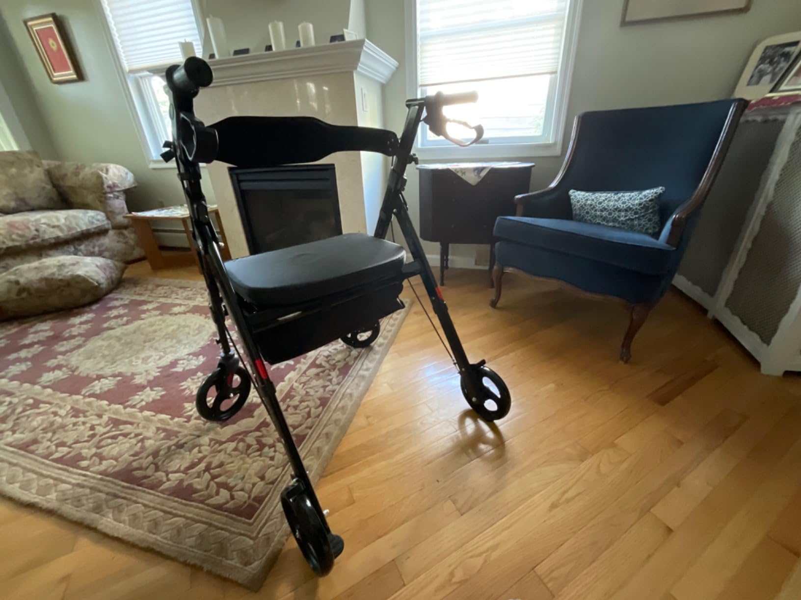 Helavo Bariatric Walker with Large, Height-Adjustable Seat, 550 lbs Weight Capacity, 8-inch Wheels, 28-inch Wide - Extra Wide Heavy Duty Rollator for Seniors customer photo 1