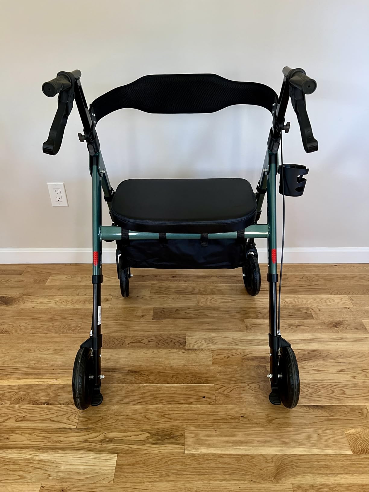 Helavo Bariatric Walker with Large, Height-Adjustable Seat, 550 lbs Weight Capacity, 8-inch Wheels, 28-inch Wide - Extra Wide Heavy Duty Rollator for Seniors customer photo 2