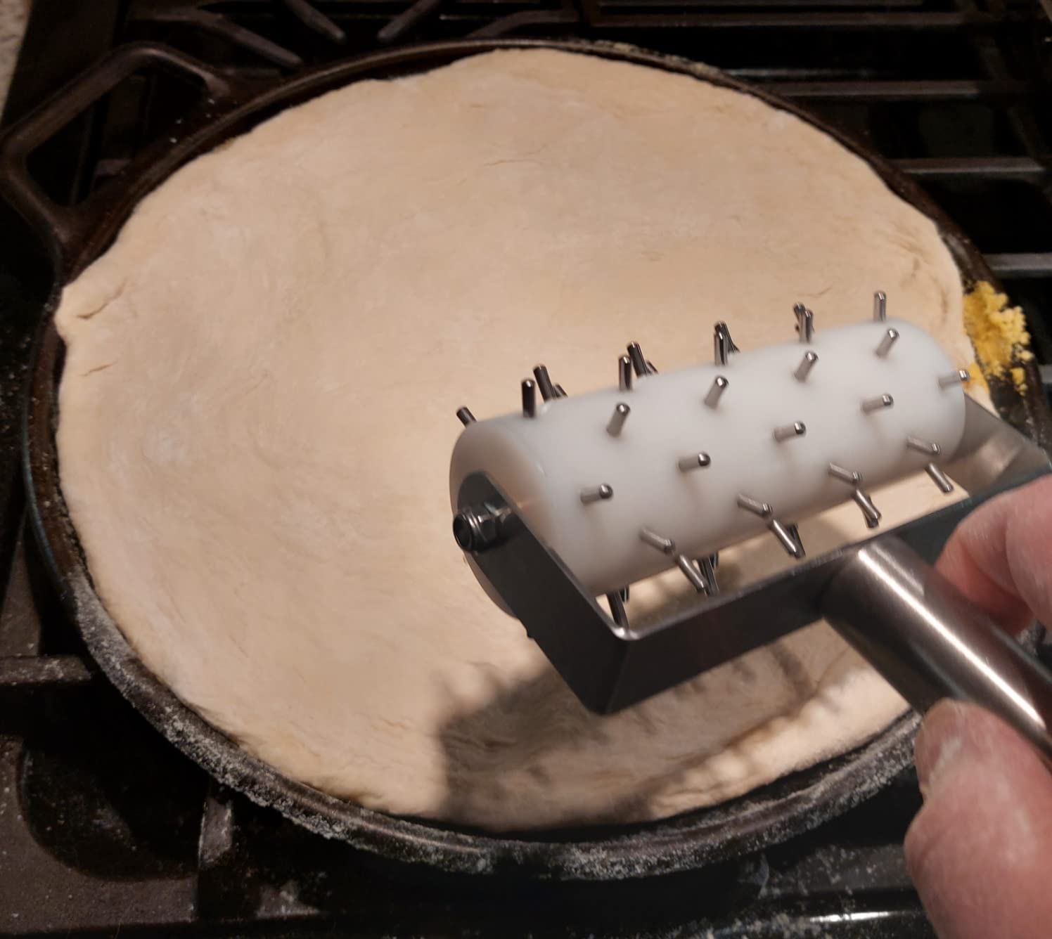 Professional Pizza Dough Docker Stainless Steel Pizza Roller with Spikes Pastry Dough Docker for Crackers, Homemade Bread, Pie, Cake, Cookies customer photo 2