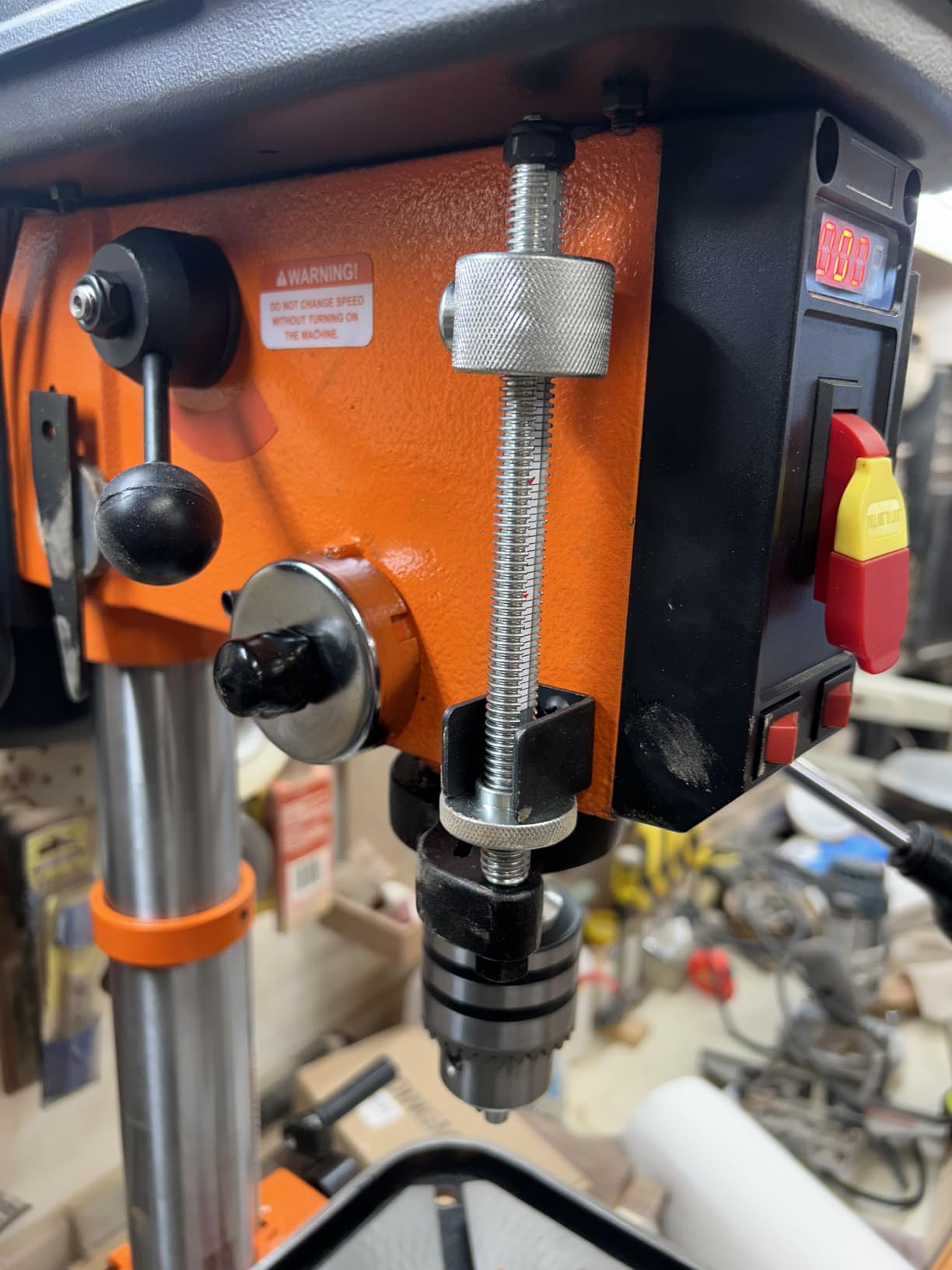 VEVOR 12 in Benchtop Drill Press, 5 Amp 120V, Variable Speed Cast Iron Bench Drill Press, 12 in Swing Distance 0-45 Degree Tiltling Worktable with Laser Work Light, Tabletop Drilling Machine for Wood Metal customer photo 1