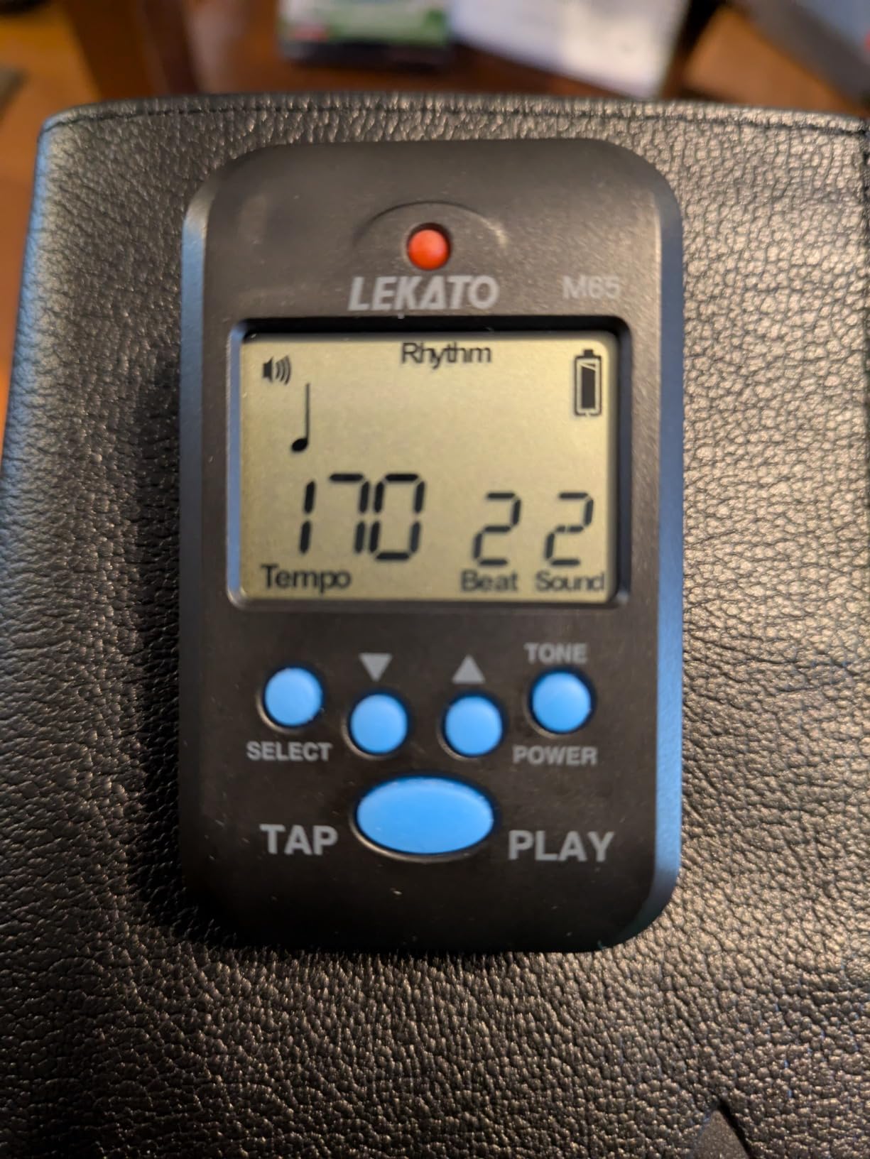 LEKATO Digital Metronome, Rechargeable LCD Electronic Mini Metronome, Human Voice, Clip on, 10 Beat Sounds, Volume Adjustable, Portable M65 Metronome (Black) customer photo 1