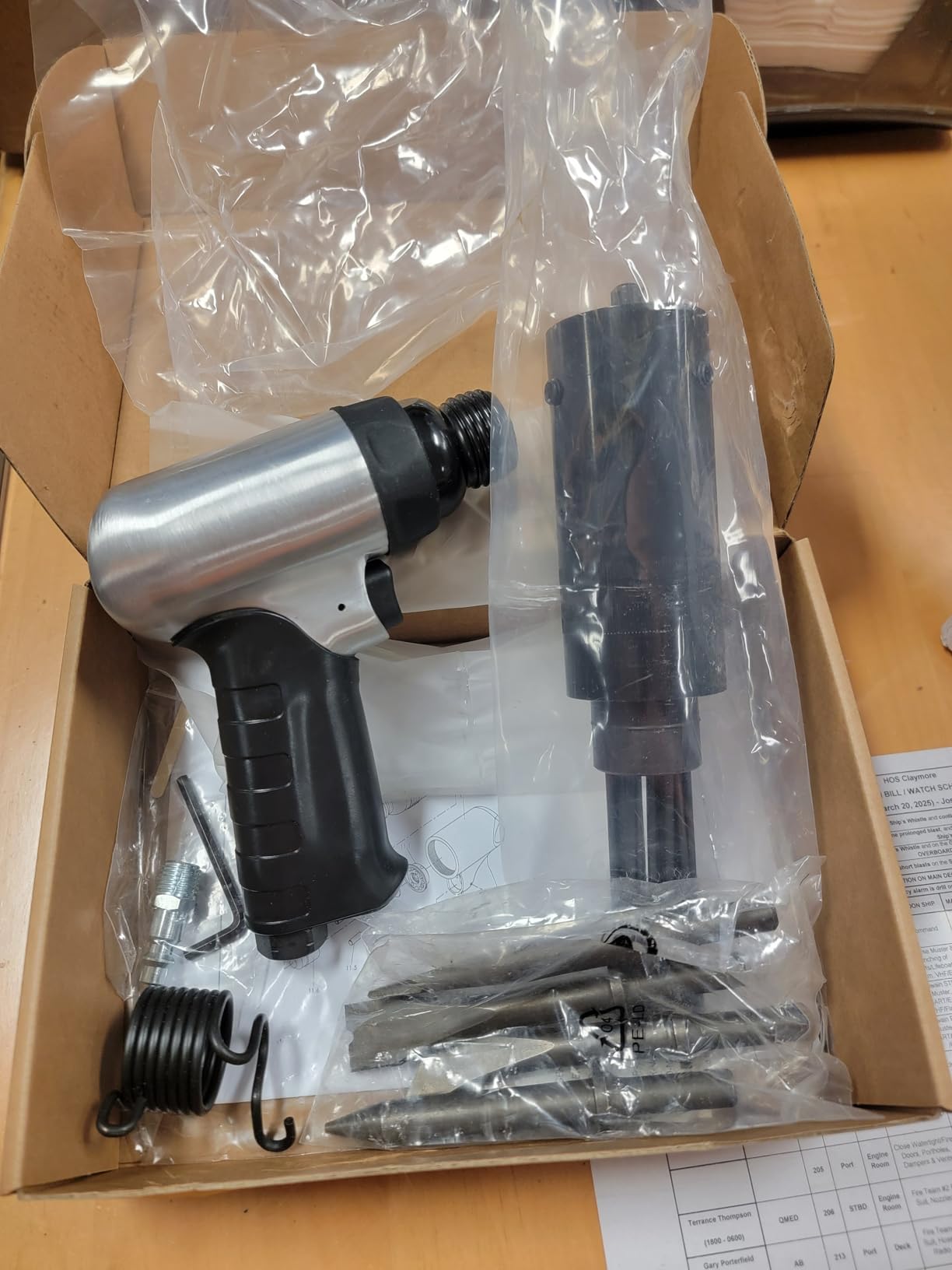 LE LEMATEC Air Needle Scaler with Chisel Kit, 4800 BPM Pneumatic Hammer for Rust & Paint Removal, Metal Scraper Tool - LE-AN324K customer photo 2
