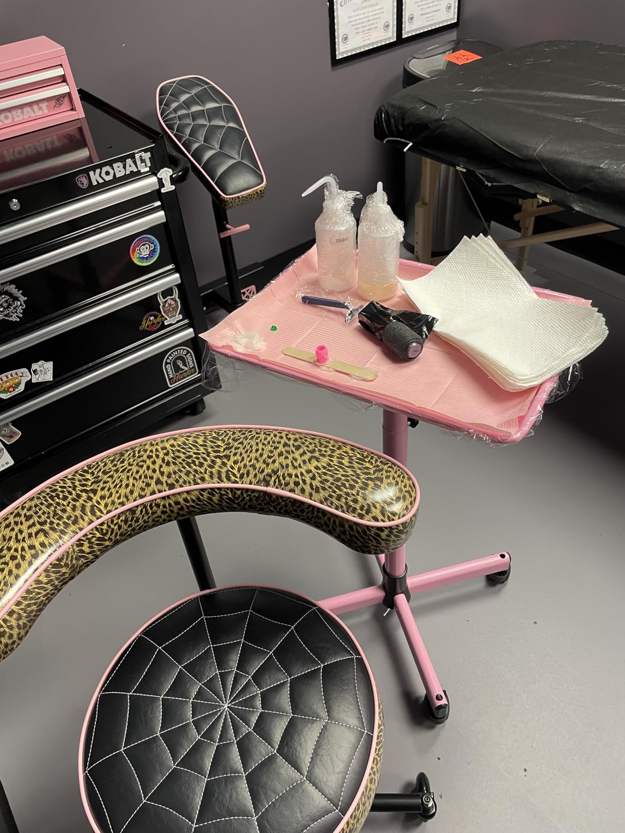 Salon Tray on Wheels - Premium Aluminum Tattoo Tray Rolling Trolley - Adjustable Salon Service Rolling Tray Hairdresser Cart with Clinic Spa Rolling Tray Wheels (Black) customer photo 2