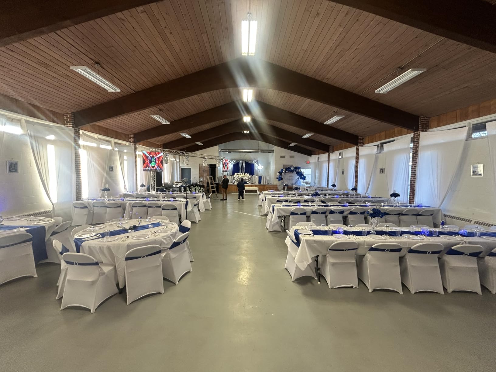 8 Pack White Tablecloth 60 x 102 Inch Rectangular Table Cloth for 6 Foot Rectangle Tables, Wrinkle Resistant Washable Polyester Fabric Table Covers for Wedding Party Banquet Buffet and Camping customer photo 1
