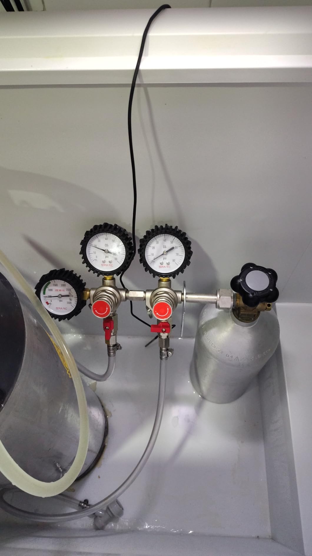 SPARC Premium Gen2 Dual CO2 Regulator for Kegerator - Double Tap C02 Regulator for Kegs - Draft Beer, Soda, Kombucha - CGA320-2YR USA Warranty customer photo 1