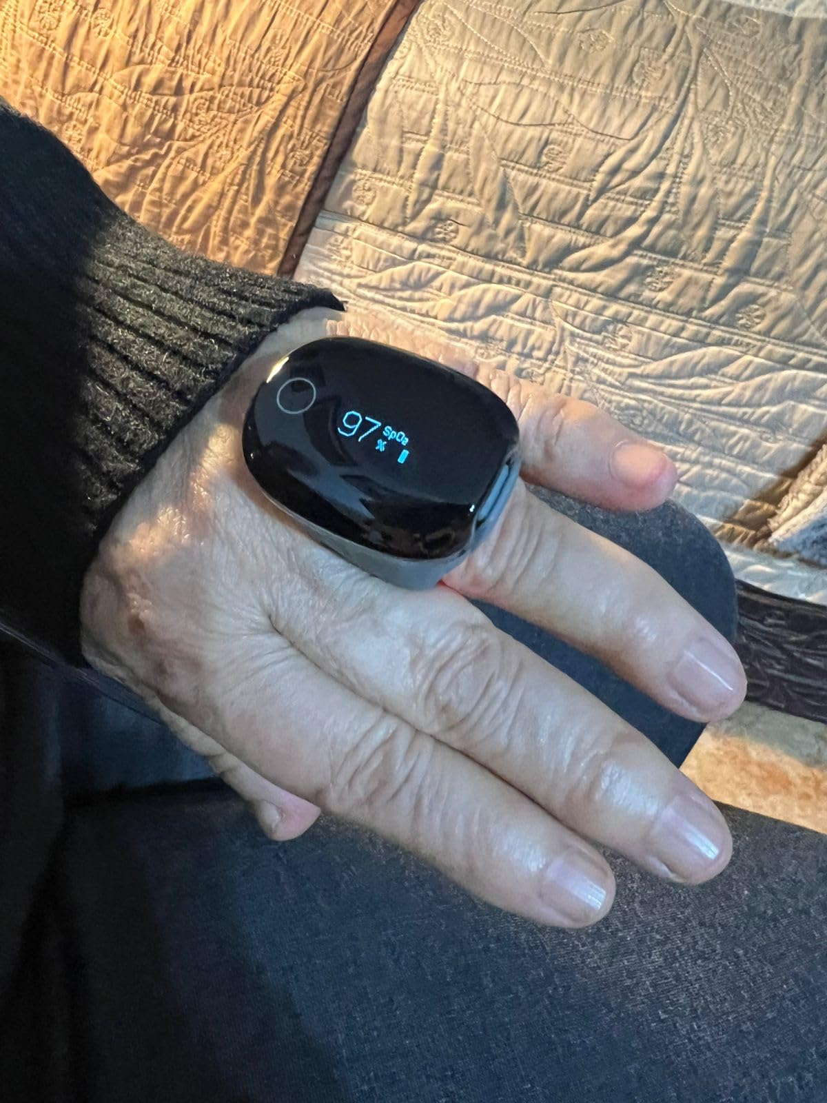 Wellue O2Ring-S Oxygen Monitor with Vibration Reminder, Bluetooth Pulse Oximeter Tracks SPO2 and Pulse Rate, 24 hrs Battery Life, 4*10 Hours Built-in Memory, Rechargeable Pulse Ox with Free PC & APP customer photo 2
