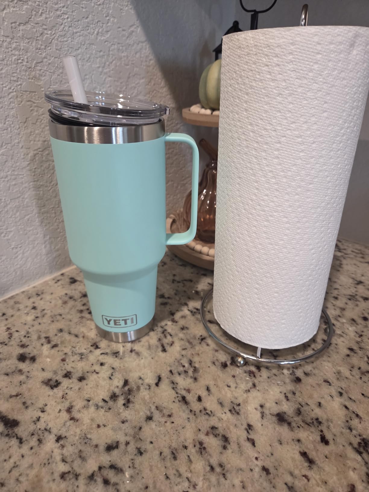 YETI Rambler 42 oz Tumbler with Handle and Straw Lid, Travel Mug Water Tumbler, Vacuum Insulated Cup with Handle, Stainless Steel, Seafoam customer photo 2