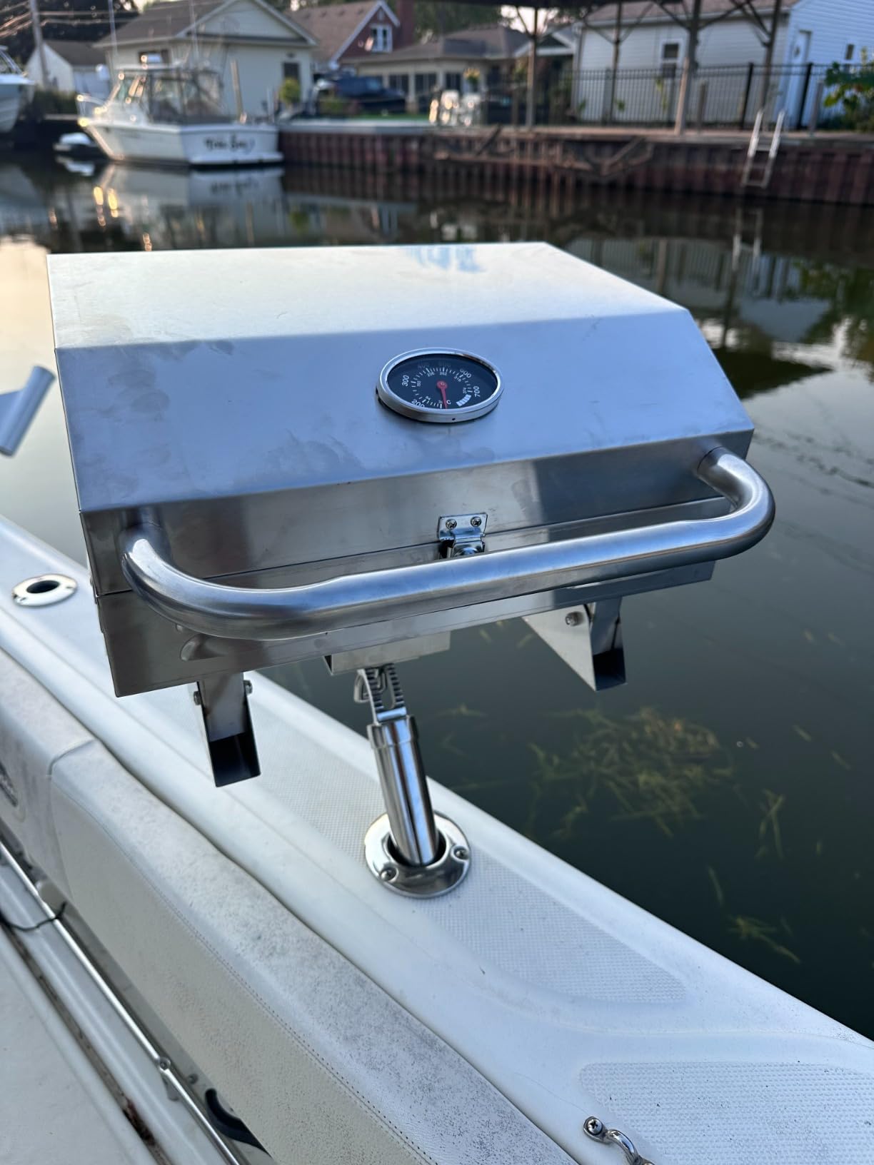 Tailwaves Marine Boat Grill w/Rod Holder Mount | Stainless Steel | Propane Boats & Tailgating & Camping | Built in Thermometer | Portable | Fold-away legs customer photo 2
