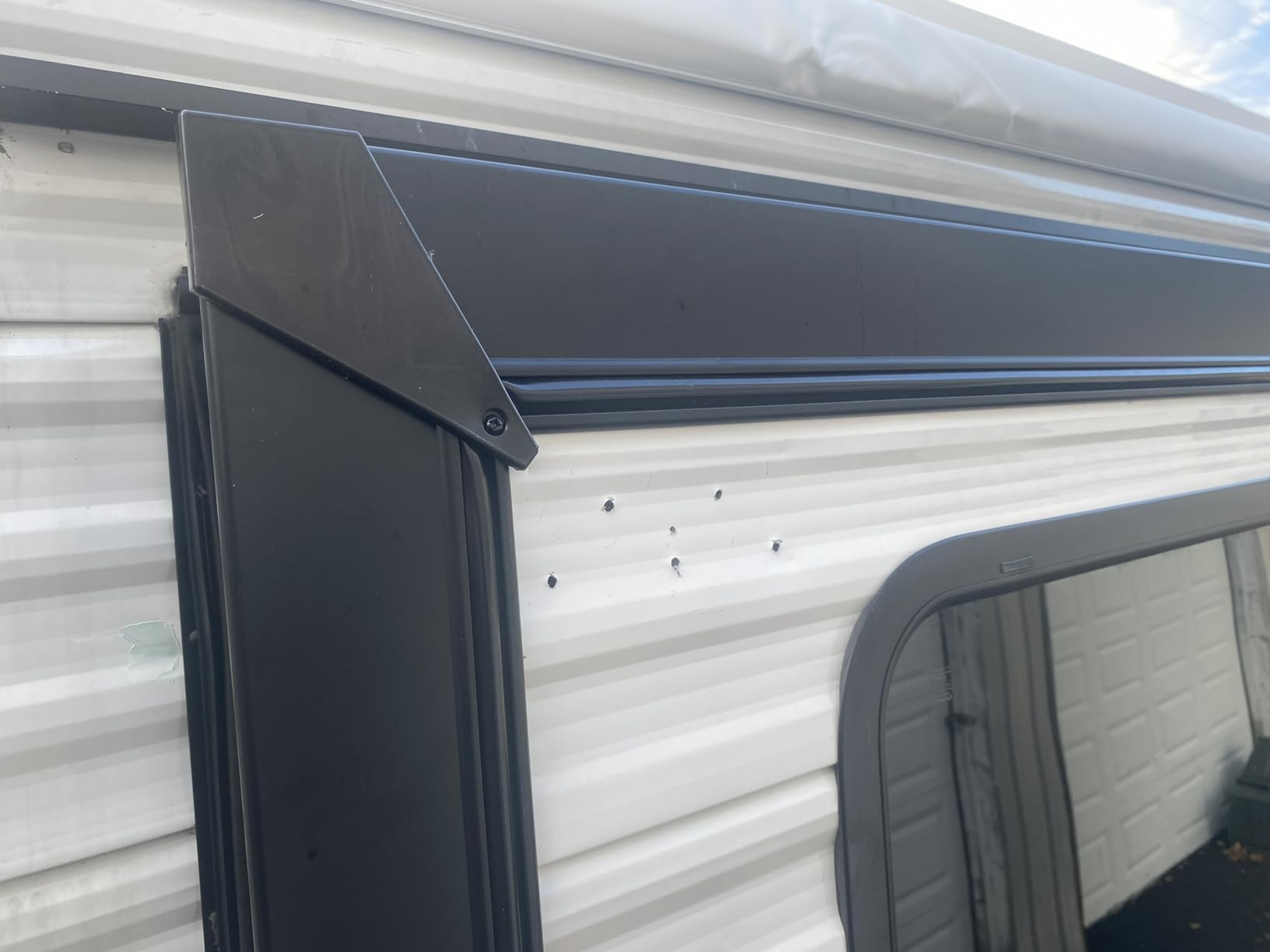 Dulepax RV Slide Out Awning, RV Slide Topper, Modular Camper Slide Out Awning Kit, Slide Toppers for RVs, 5th Wheels, Travel Trailers and Motorhomes, Black, 7'3''(6'7''Fabric) customer photo 2