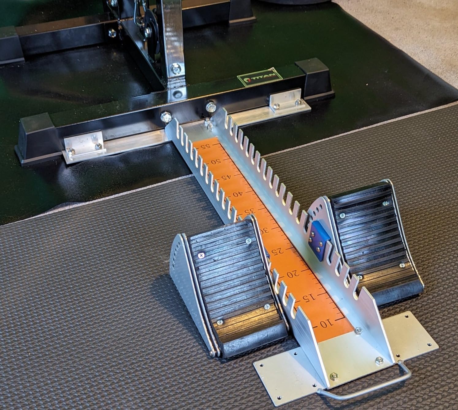Starting Blocks with Premium Aircraft-Grade Aluminum Adjustable and Detachable Pedals Ideal for Running Enthusiasts Professional Track and Field Competitions customer photo 1