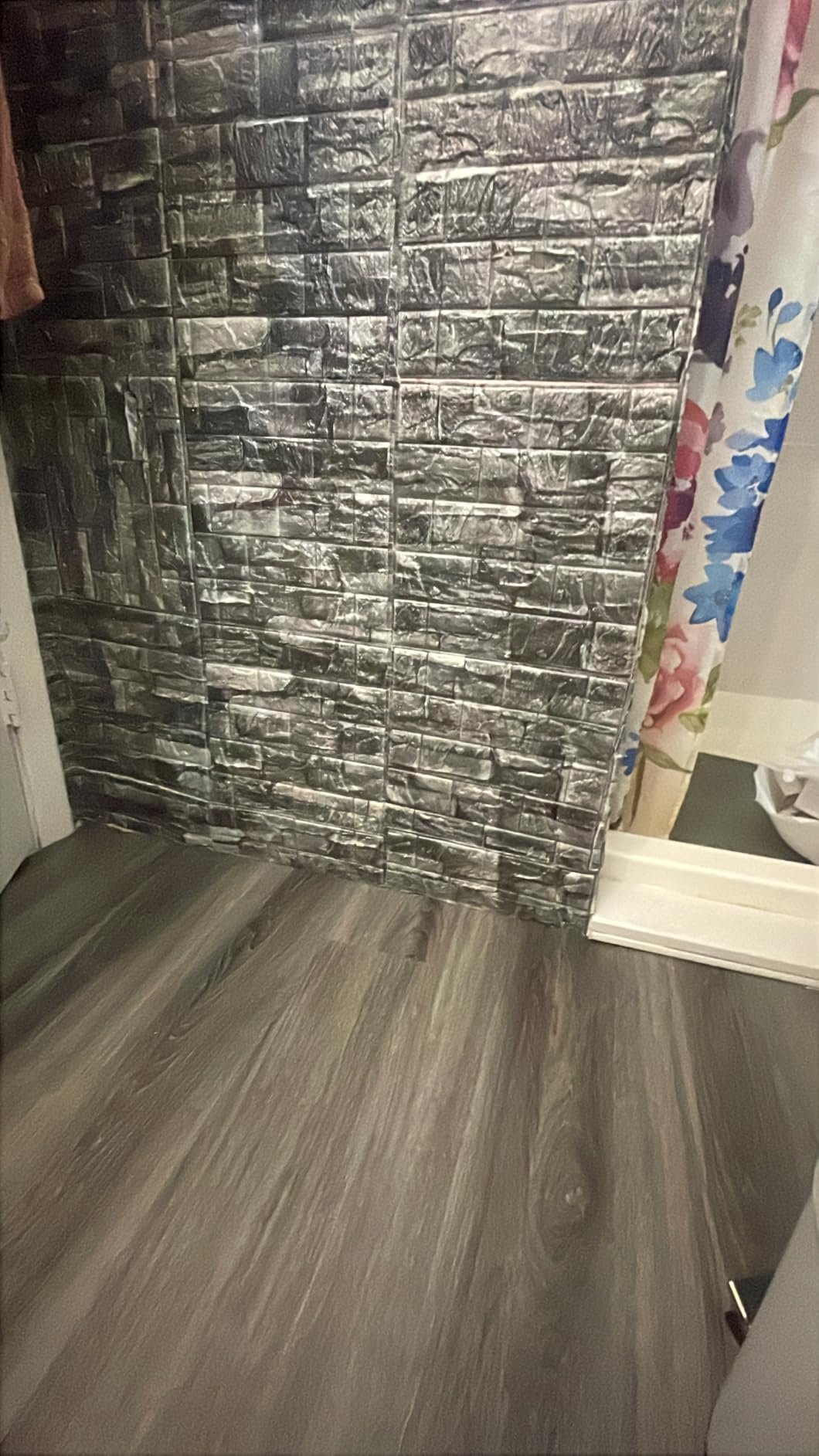 INMOZATA Peel and Stick Floor Tile Vinyl Flooring, Waterproof Vinyl Plank Flooring 36-Pack 54 Sq.Ft Wood Grain Self Adhesive for RV, Bedroom, Kitchen (Deep Gray) customer photo 2