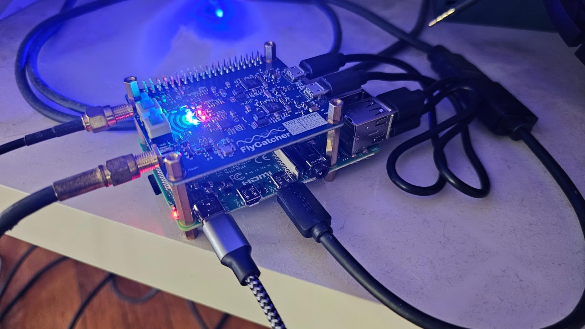 Nooelec Flycatcher - High Performance Dual-Channel RTL-SDR Raspberry Pi HAT for Flight Tracking & Aviation Monitoring. ADS-B 1090MHz and UAT 978MHz Software Defined Radio w/Local & Remote LNA Bypass customer photo 2