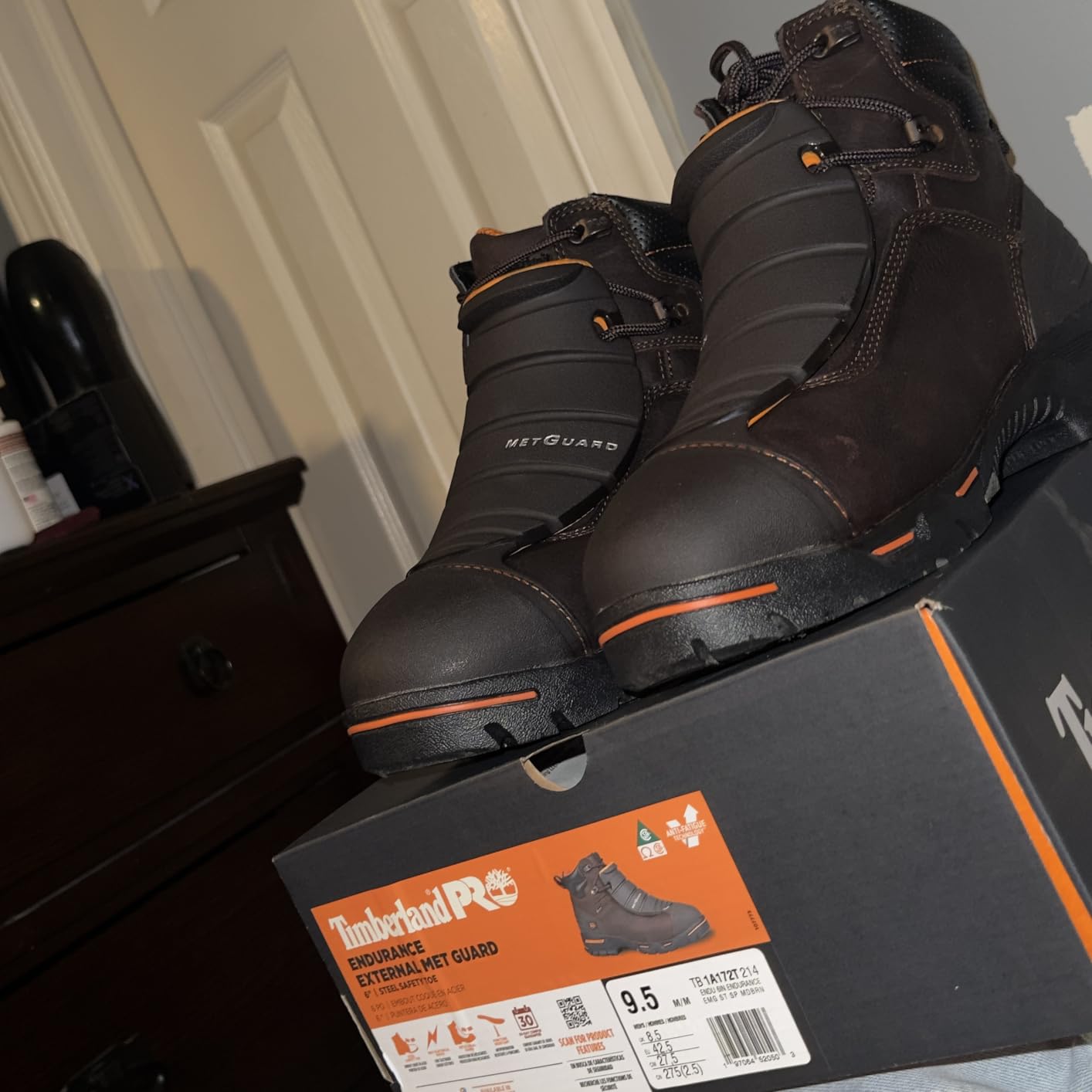 Timberland PRO Men's 6 Endurance Steel Toe Met-Guard Puncture Resistant SR Boot customer photo 2