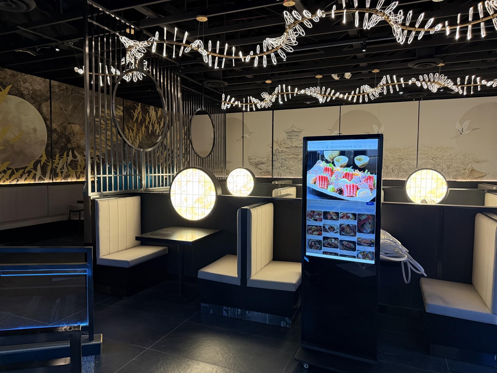 32/43/55/65 Inch Digital Signage Display, LCD Screen Advertising Display Kiosk Interactive Totem Floor Standing Auto AD Player with USB/HDMI/WiFi Android OS (43'' Touch Screen) customer photo 1