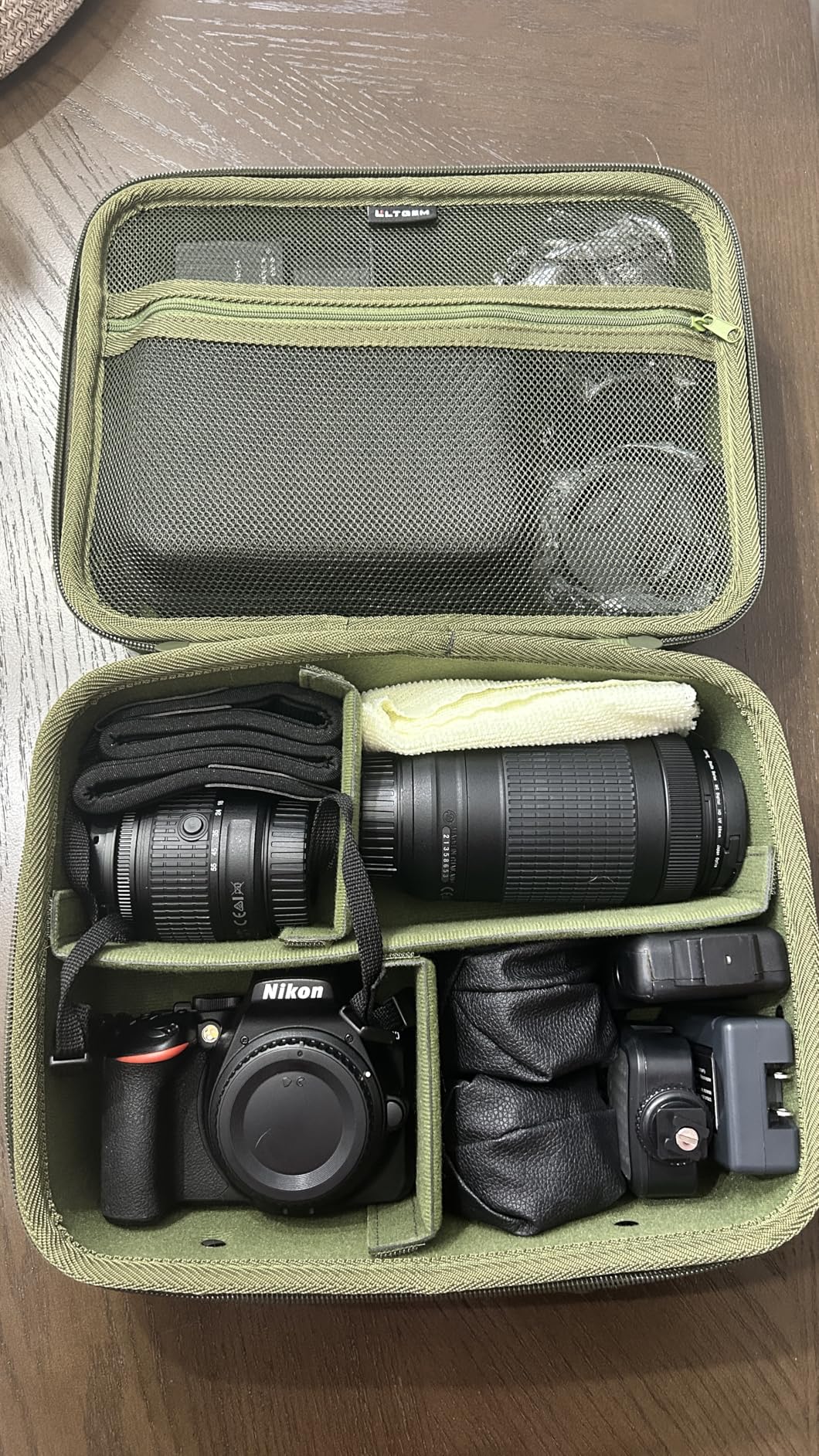 Camera Case Compatible with Canon EOS Rebel T7/R50/R6 Mark II/R100/R50 V/T6/R8/R10/R5 Mark II/RP/R7/5D Mark IV/SL3/R5/T100 DSLR SLR Camera, Len and Tripod with 4 Dividers and Shoulder Strap, Black customer photo 1