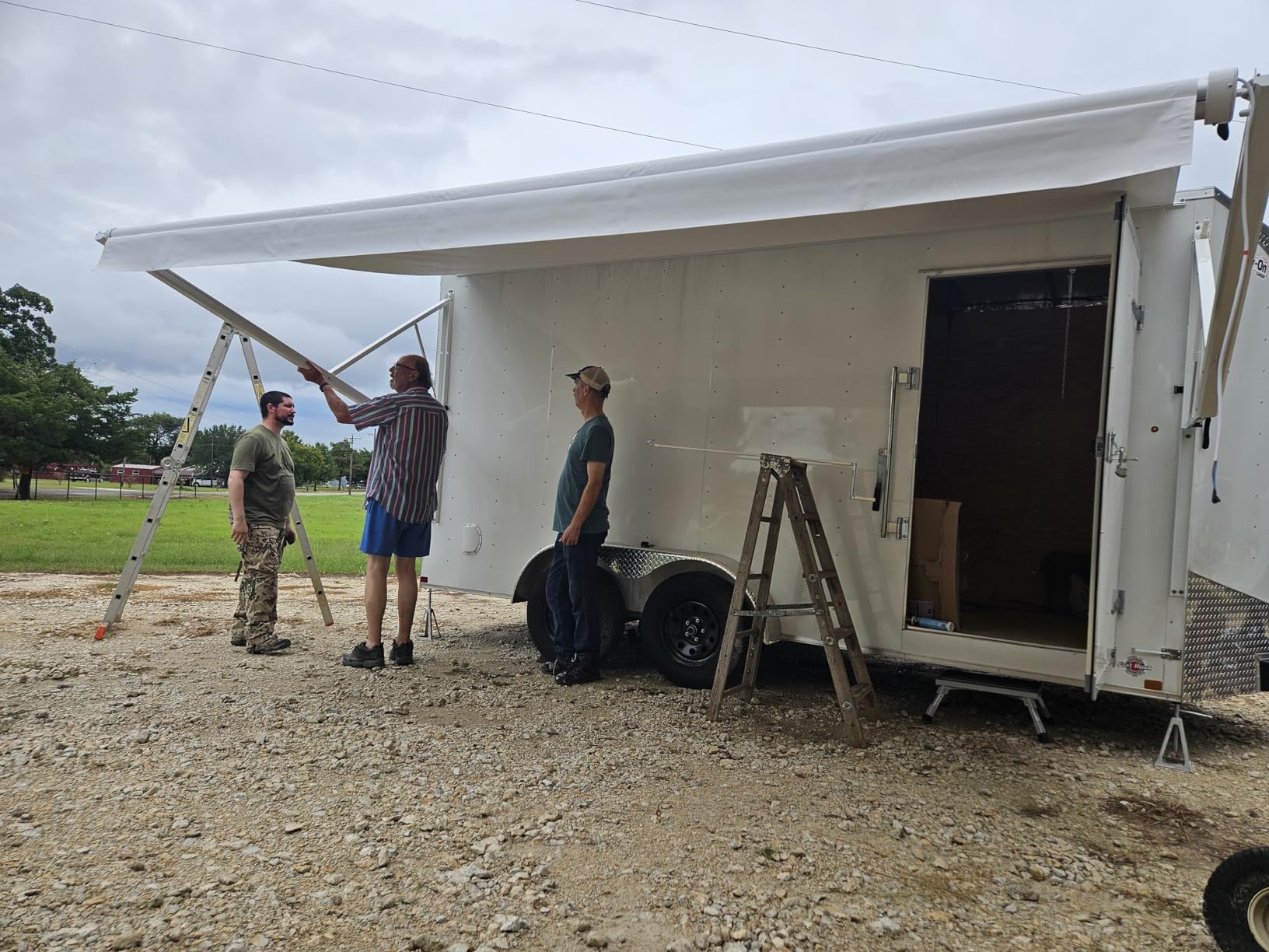 Suncode RV Awning for RV&Camper-Motorized RV Awning,Electric Camper Awning Complete Kit-10x8Ft-White Frame &Sliver Fade customer photo 1