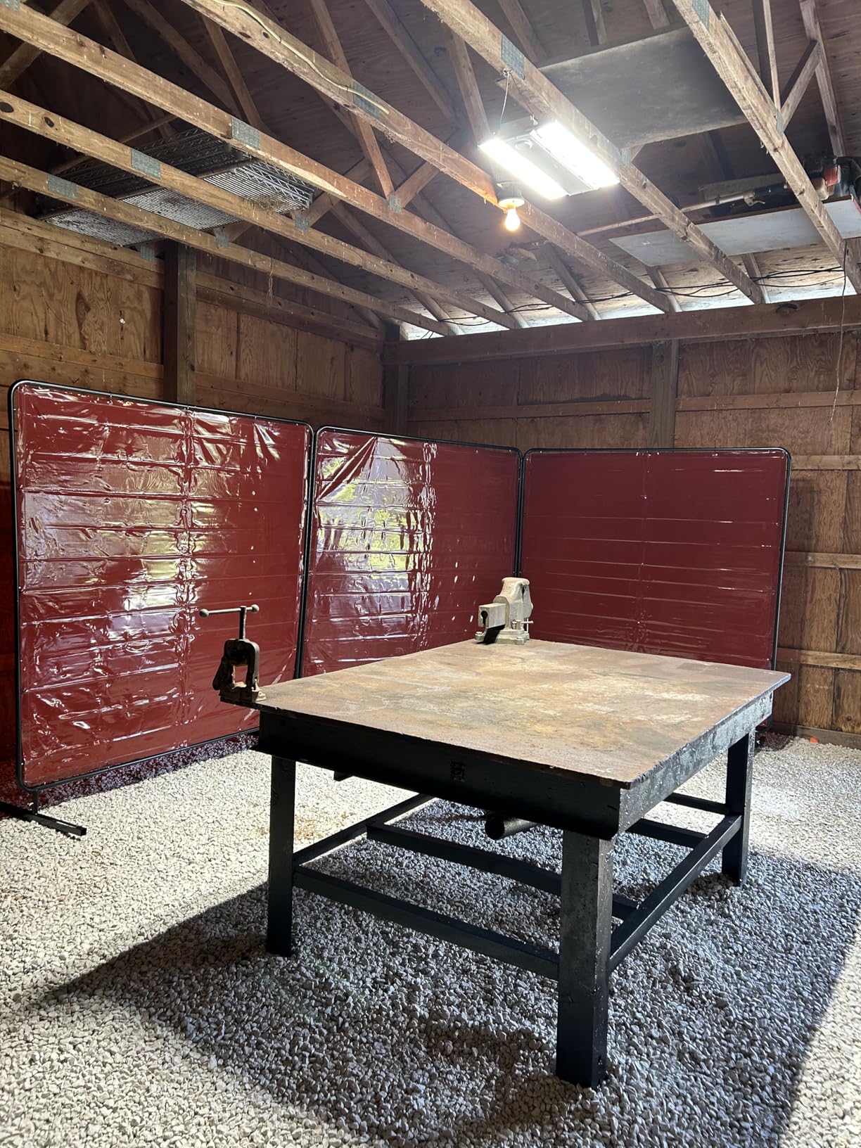 VEVOR Welding Screen with Frame, 6' x 6' 3 Panel Welding Curtain Screens, Flame-Resistant Vinyl Welding Protection Screen on 12 Swivel Wheels (6 Lockable), Movable & Professional for Workshop, Yellow customer photo 1