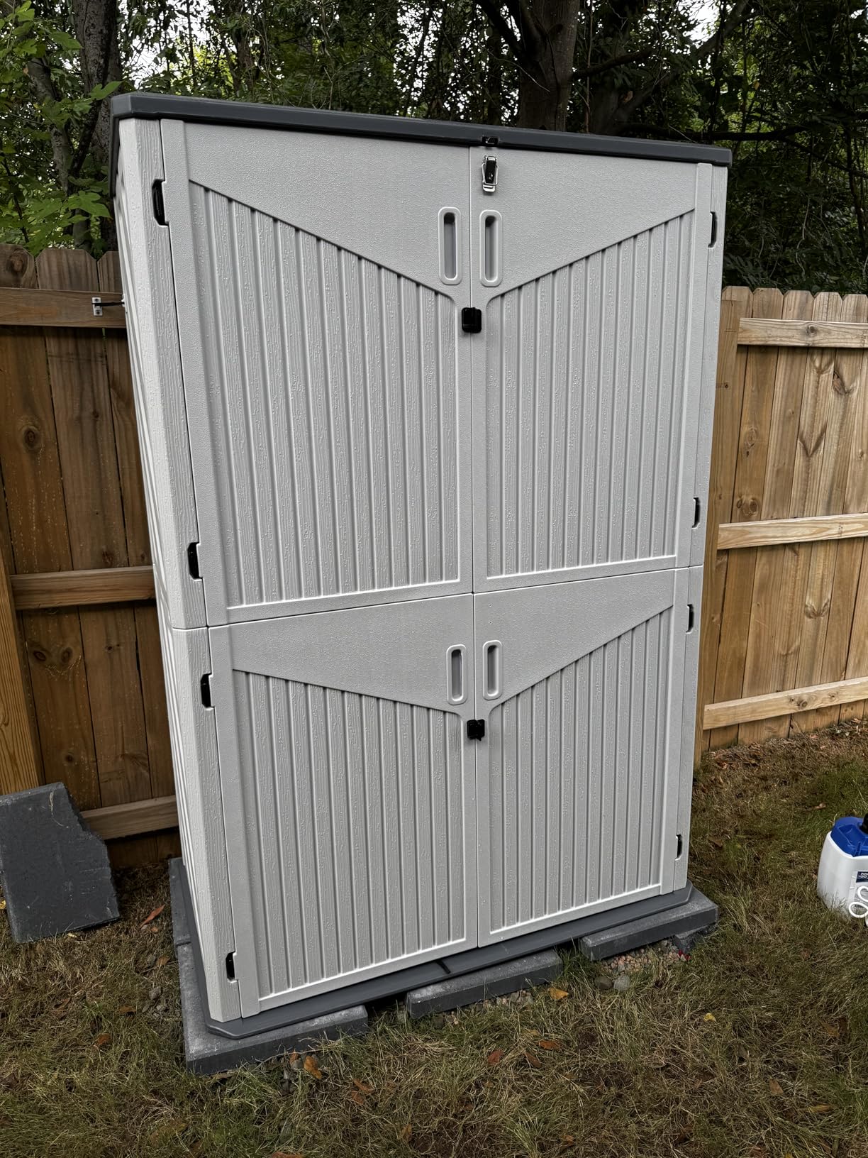 Aoxun Outdoor Storage Cabinet 35 Cu.Ft Resin Waterproof Horizontal Storage Shed for Garbage Bin, Generator, and Lawn Mower (White) customer photo 2