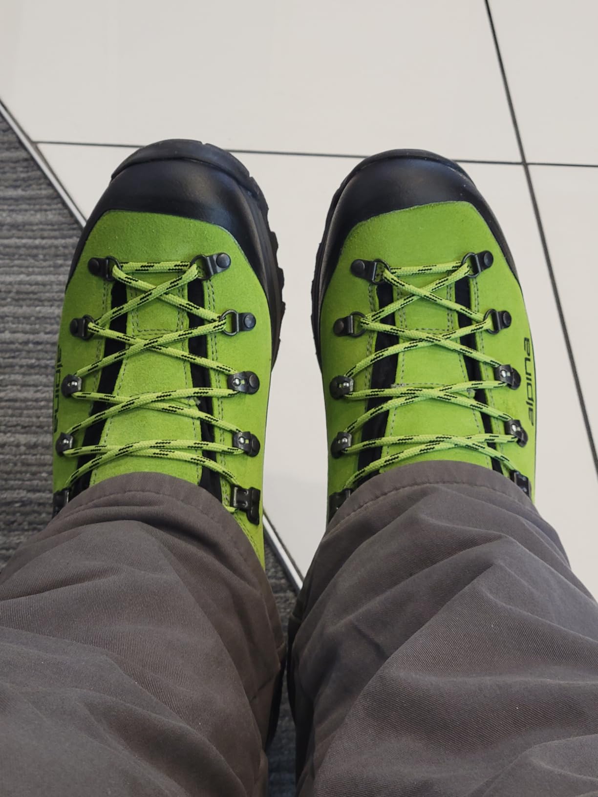 DIABLO Mountaineering Boots - Heavy-Duty Backpacking & Alpine Hiking Boots | Sympatex Waterproof-Breathable | Vibram All-Weather Grip | Made in Europe customer photo 1