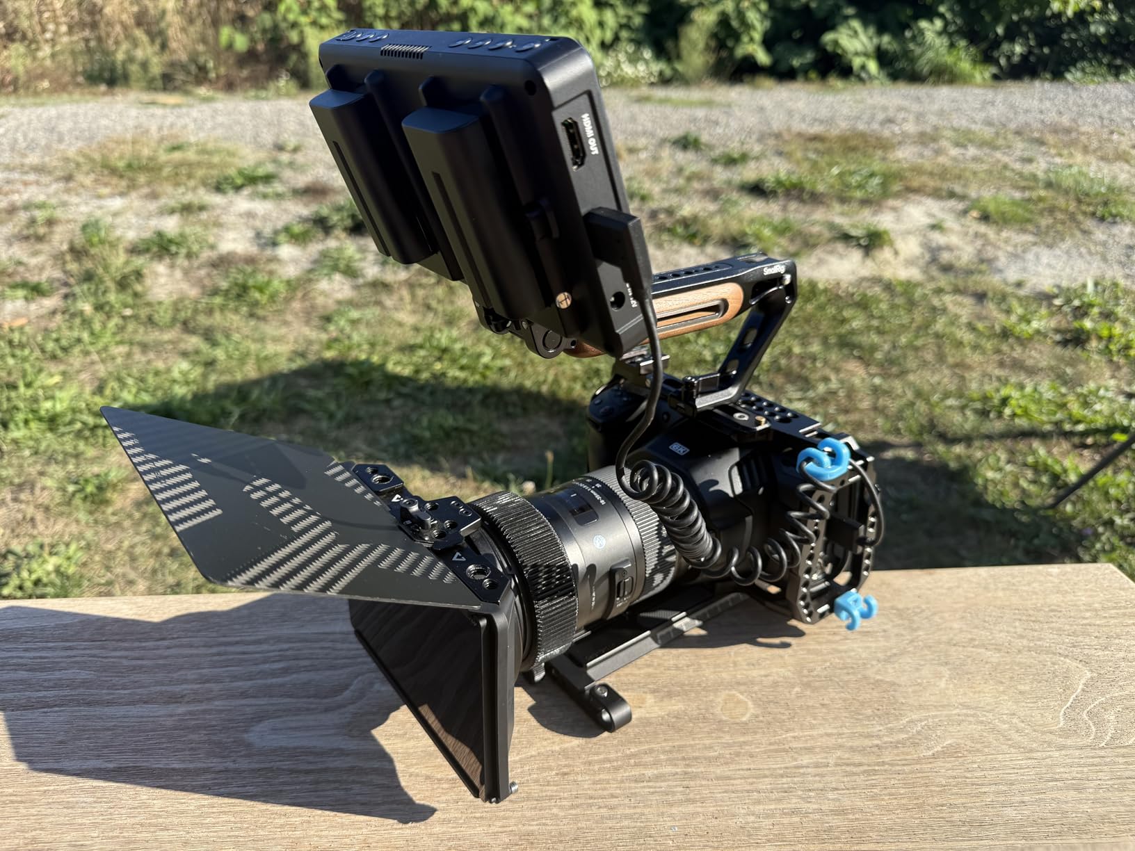 NEEWER F700 7