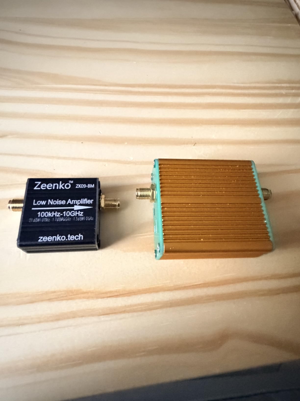 AURSINC ZK09-BM LNA Amplifier, Ultra-Broadband Low Noise, 100k-10GHz, 21db Gain@10MHz customer photo 1