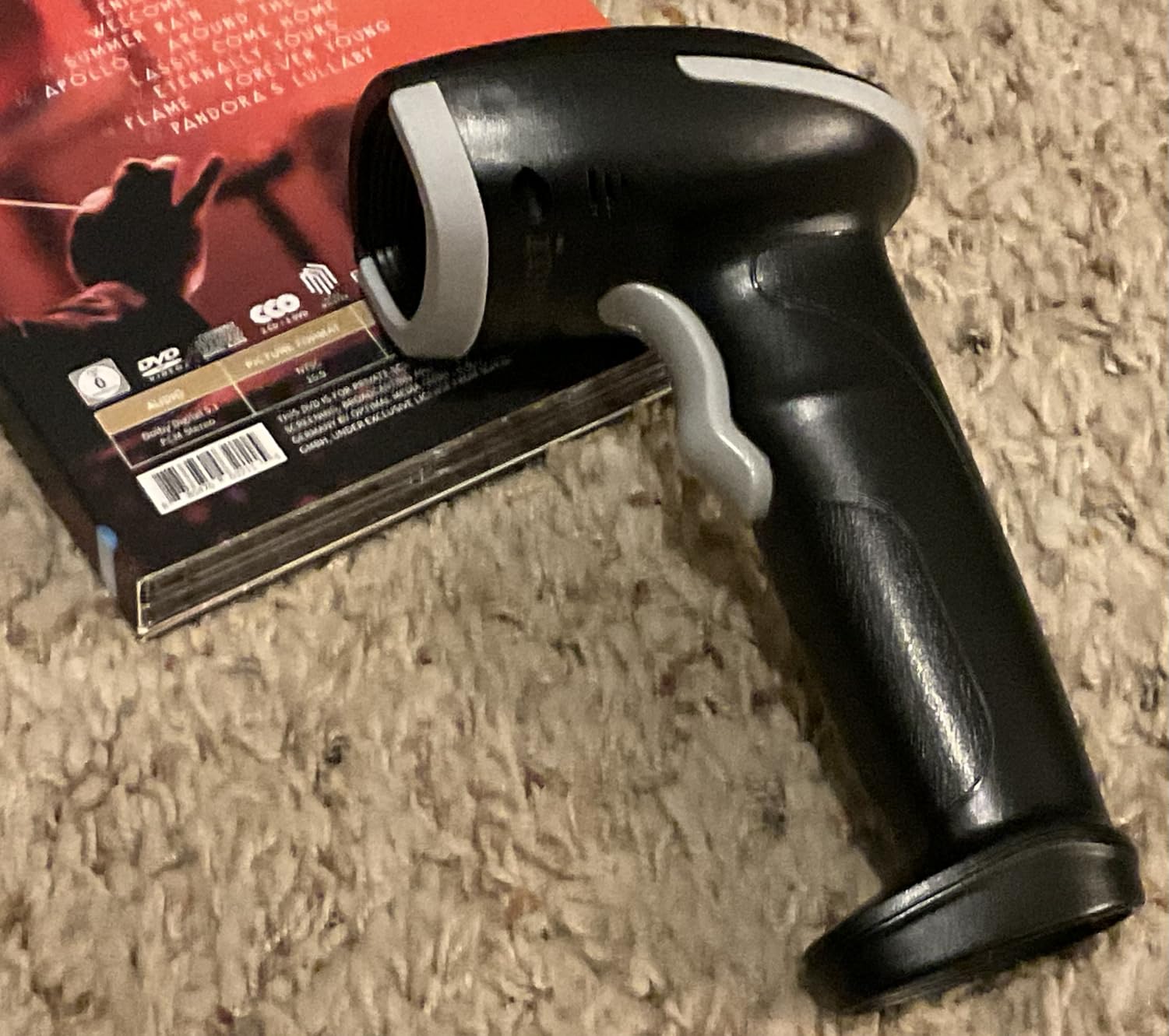Inateck Bluetooth Barcode Scanner 2D, Wireless 2D QR Code Scanner with 2600 mAh Battery and Smart Charging Base, Handheld Scanner Support AI, APP, SDK, BCST-36 customer photo 1