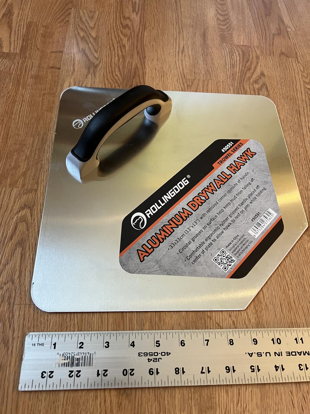 ROLLINGDOG 13 Inch Aluminum Drywall Hawk-Mortar Board Holder with Offset Handle, Professional Plastering Tool for Mortar, Drywall customer photo 2
