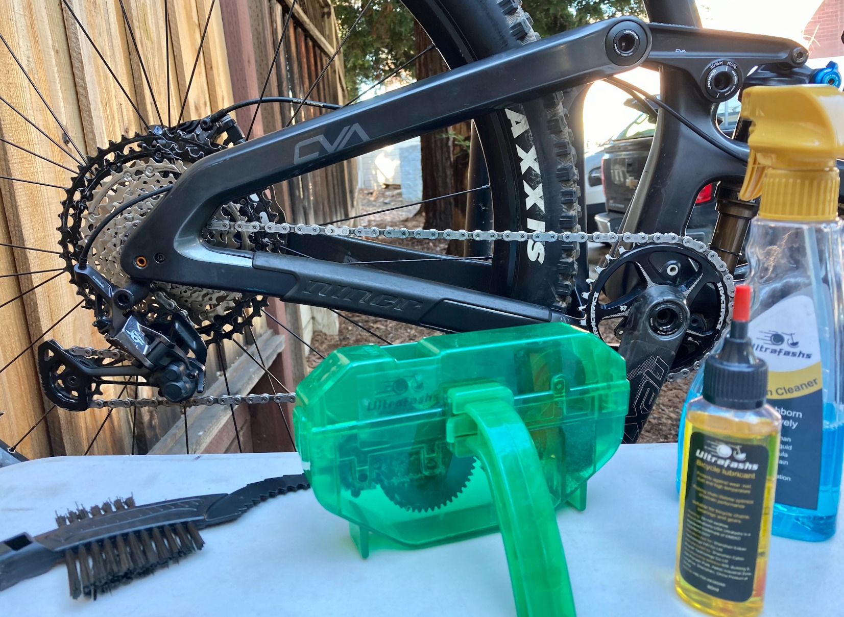 Bike Cleaning Kit - Complete Bicycle Maintenance Set with Degreaser, Lubricant, Chain Scrubber & Brushes for Mountain, Road, MTB, E-bikes customer photo 1