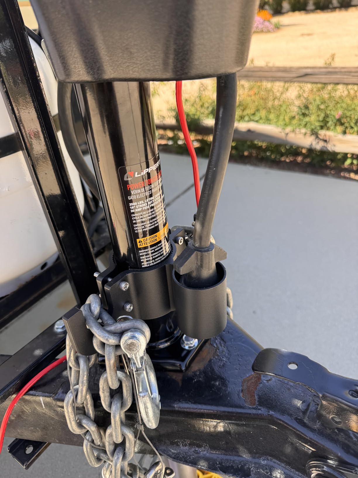 Safoner Aluminum Trailer Towing Chain Organizer with 7-Way Plug Holder - Heavy-Duty RV Tongue Jack Accessories customer photo 2