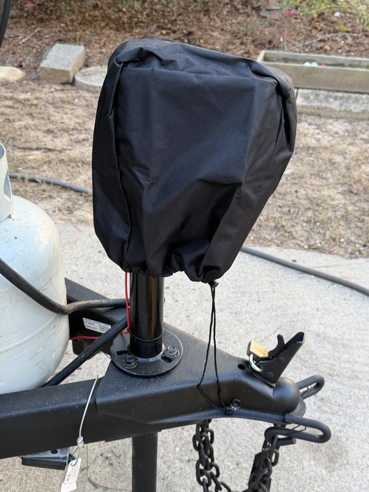 VEVOR Electric Trailer Jack, 5000 lbs, Heavy Duty RV Electric Power Tongue Jack with 2 Way Connector, Manual Crank Handle & Weatherproof Jack Cover, 10